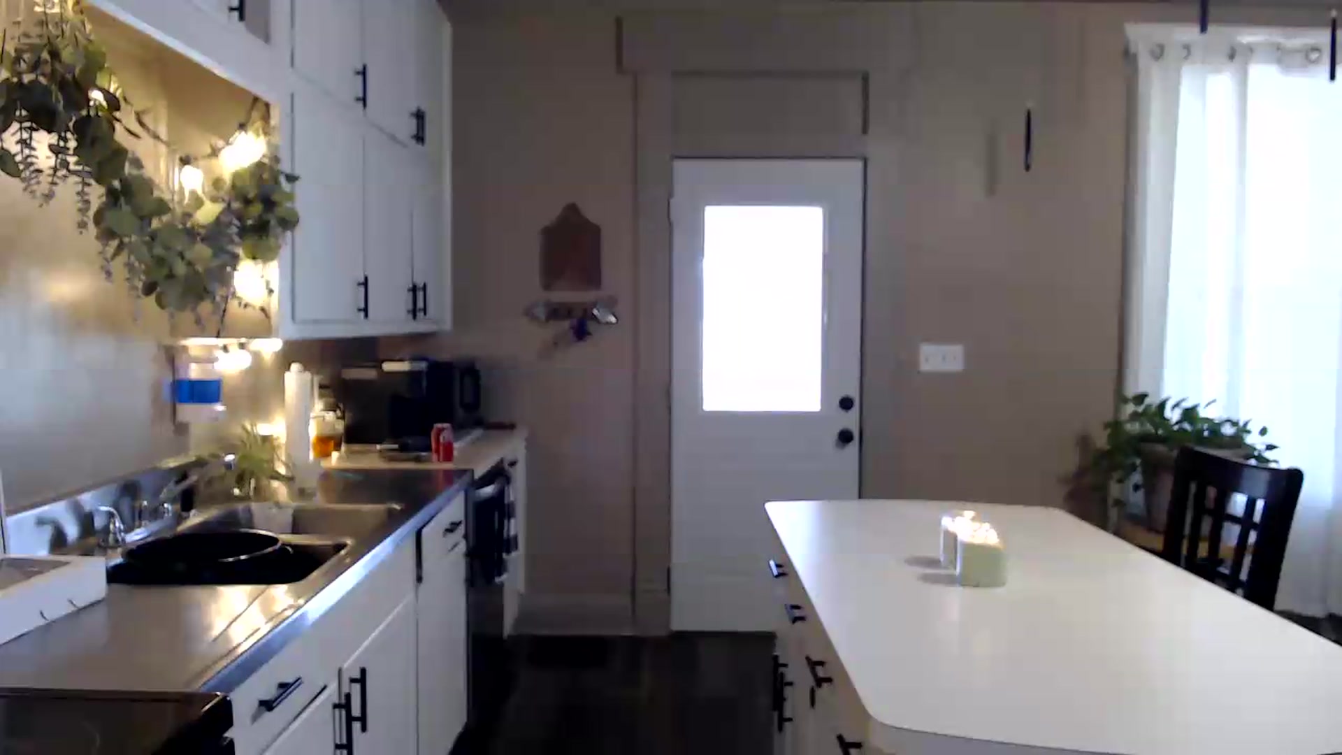 Gallery image thumbnail from FarmGirl__'s myfreecams stream on, 08/31/2026, 17:05 image 6 of 20