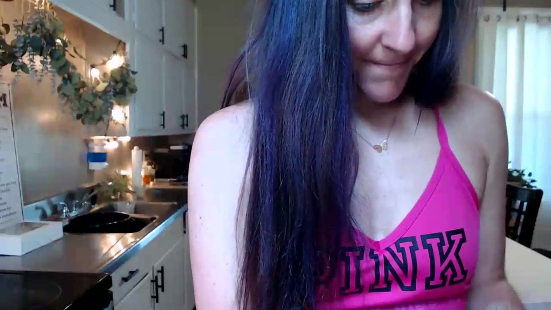 Gallery image thumbnail from FarmGirl__'s myfreecams stream on, 08/31/2026, 17:05 image 12 of 20