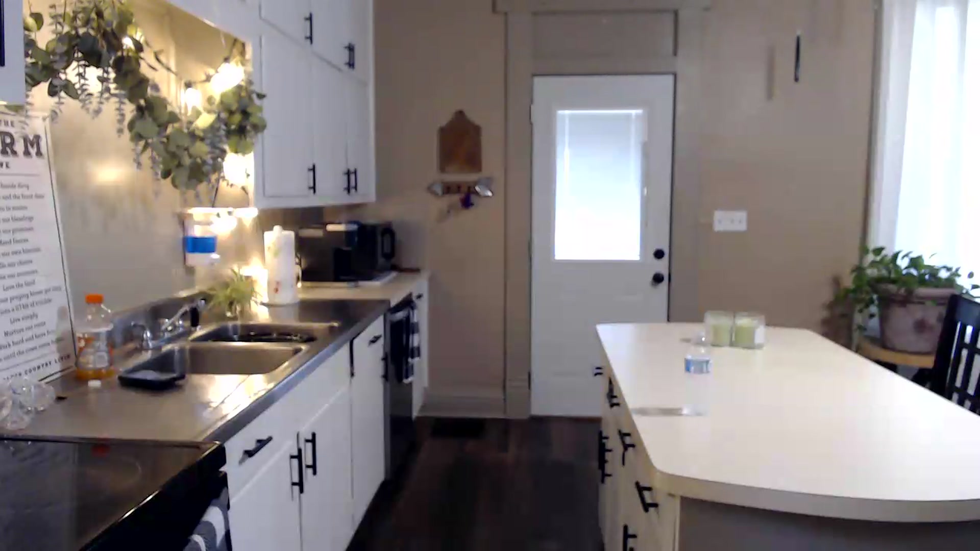 Gallery image thumbnail from FarmGirl__'s myfreecams stream on, 09/01/2026, 16:19 image 16 of 20