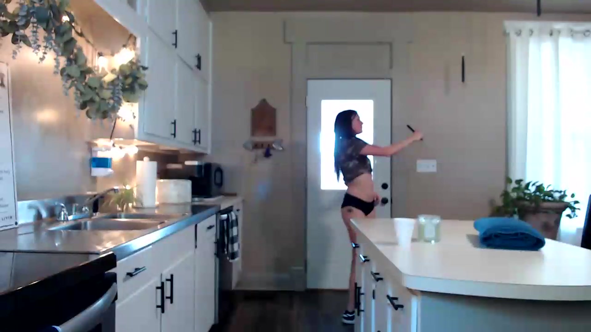 Gallery image thumbnail from FarmGirl__'s myfreecams stream on, 09/03/2026, 15:32 image 12 of 20