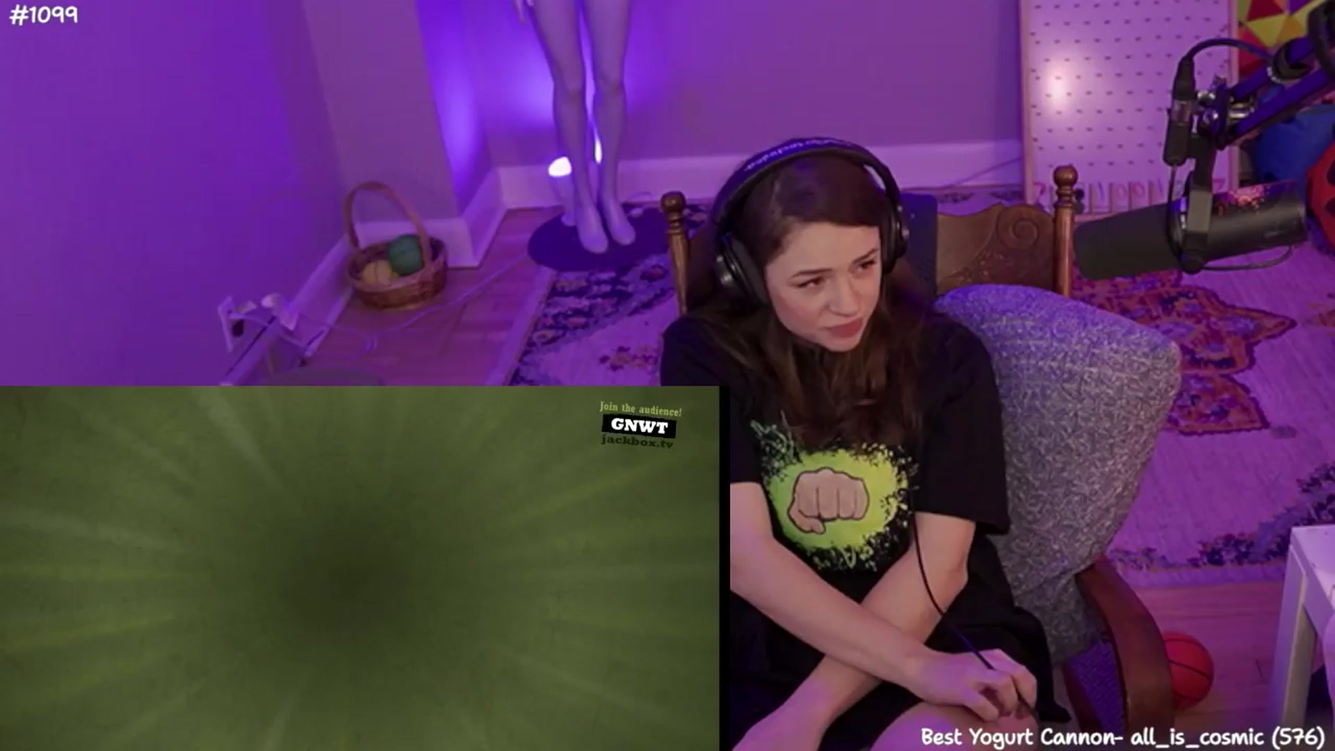 Gallery image thumbnail from FarmerSophie's myfreecams stream on, 04/04/2024, 08:34 image 6 of 20