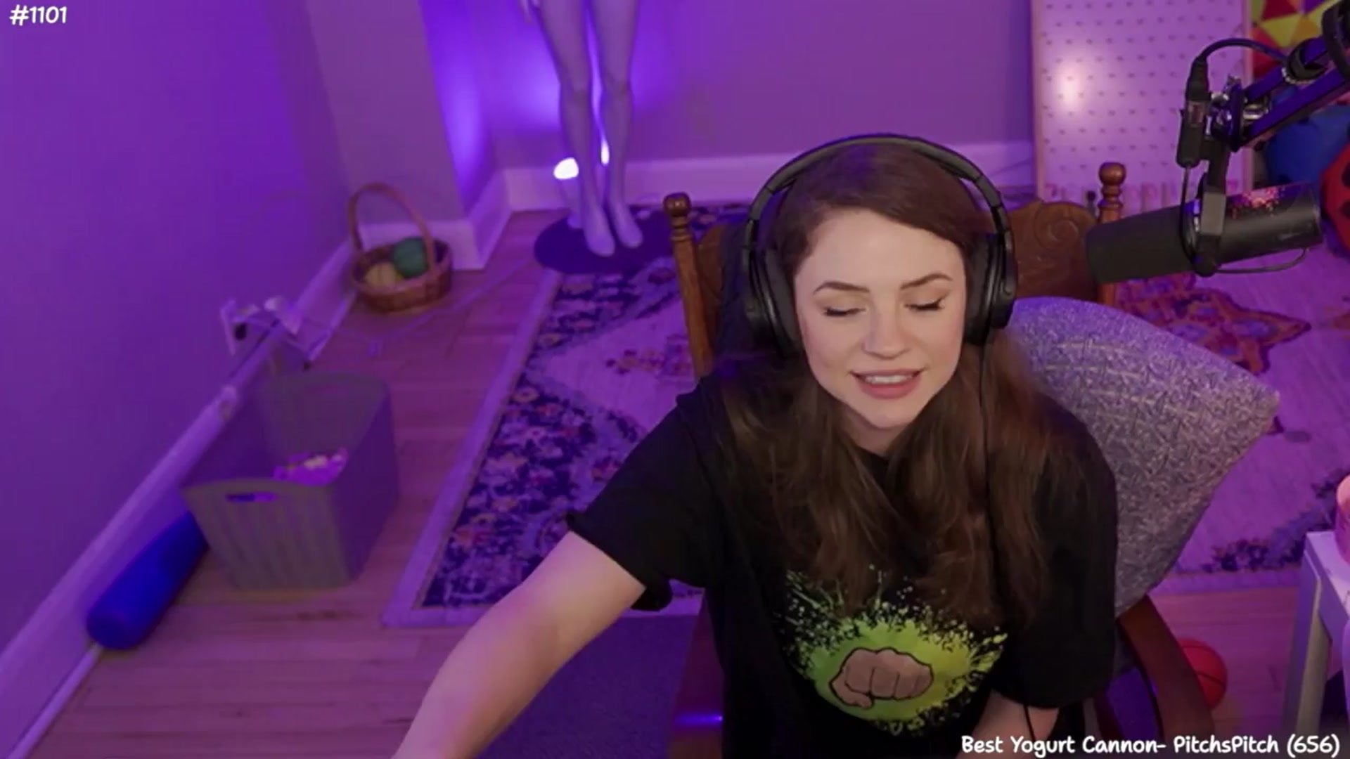 Gallery image thumbnail from FarmerSophie's myfreecams stream on, 04/04/2024, 08:34 image 7 of 20