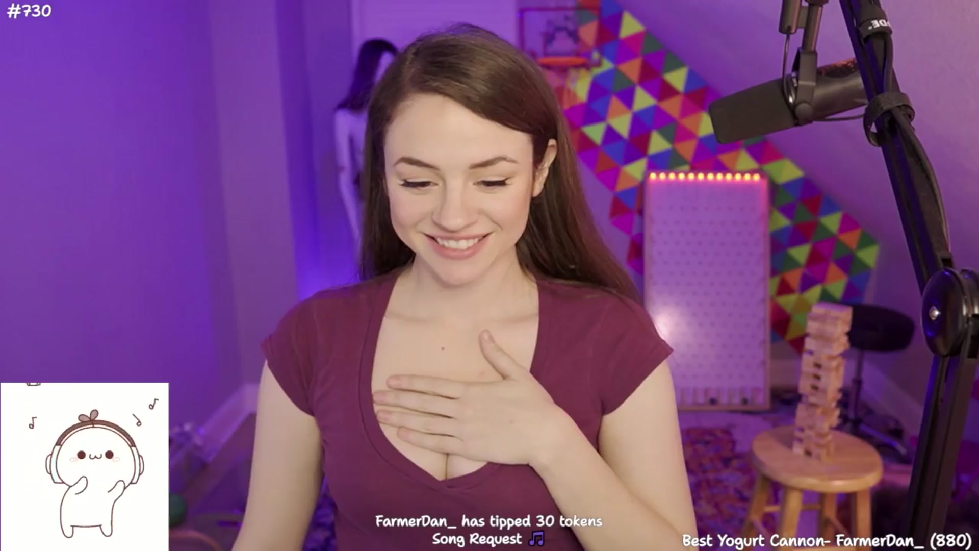 Gallery image thumbnail from FarmerSophie's myfreecams stream on, 04/06/2024, 07:21 image 6 of 20