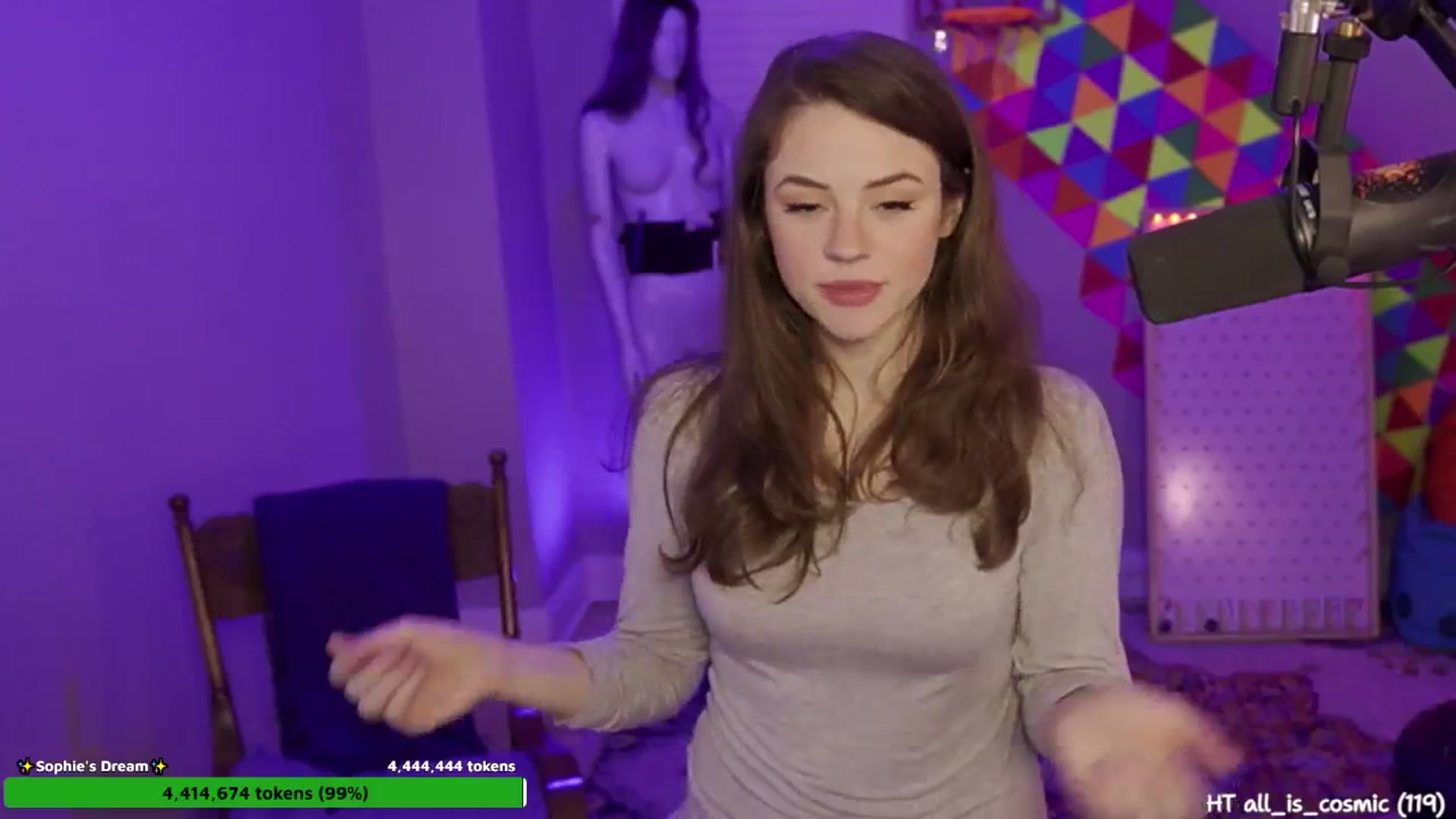 Gallery image thumbnail from FarmerSophie's myfreecams stream on, 05/03/2024, 07:09 image 3 of 20