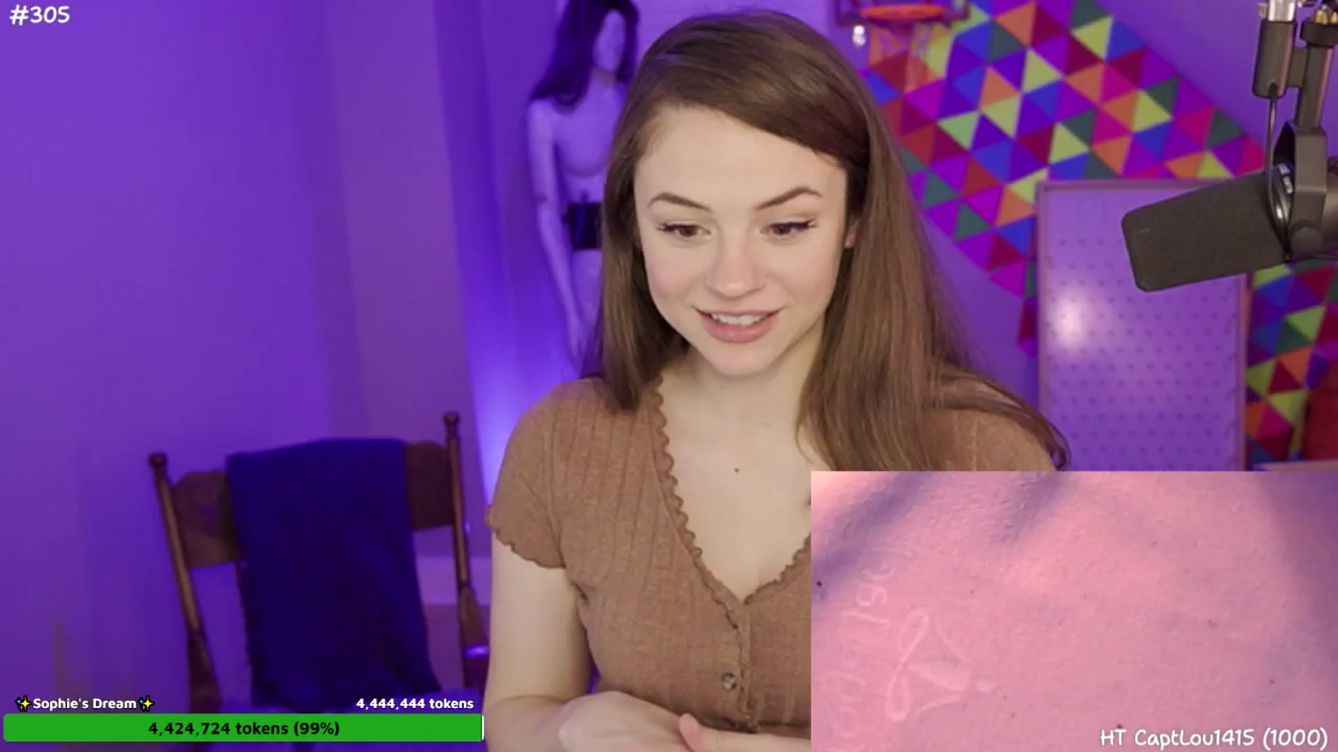 Gallery image thumbnail from FarmerSophie's myfreecams stream on, 05/04/2024, 05:45 image 12 of 20