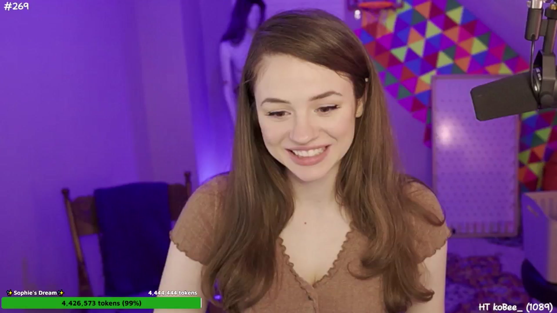 Gallery image thumbnail from FarmerSophie's myfreecams stream on, 05/04/2024, 06:50 image 1 of 20