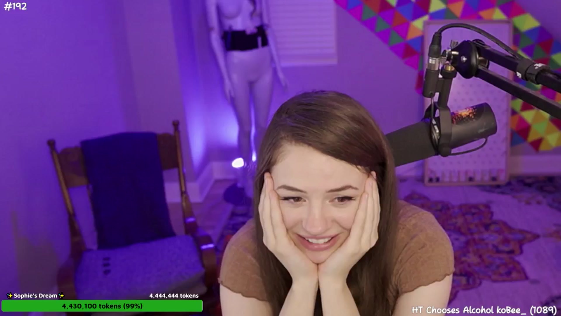 Gallery image thumbnail from FarmerSophie's myfreecams stream on, 05/04/2024, 08:41 image 10 of 20