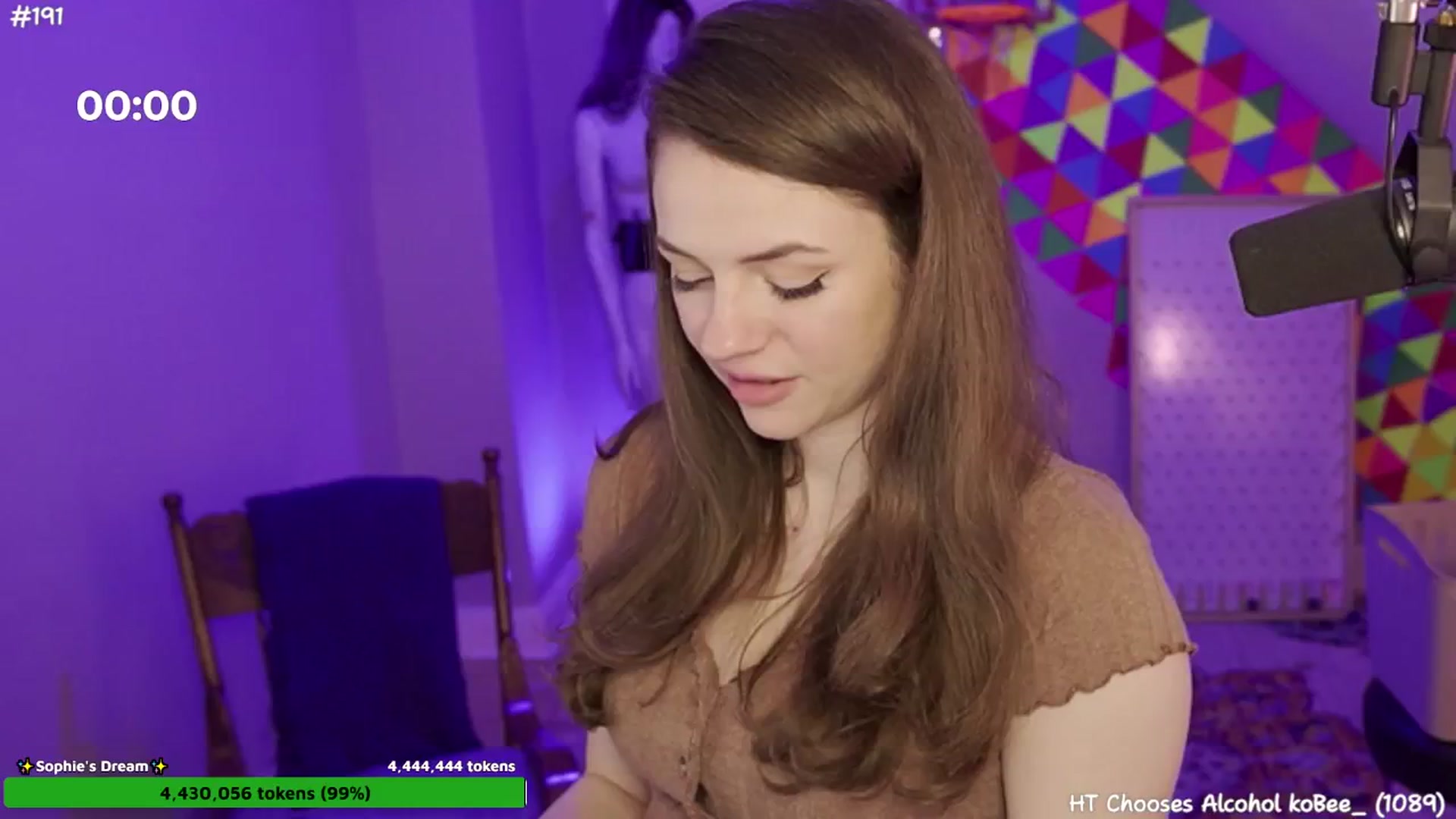 Gallery image thumbnail from FarmerSophie's myfreecams stream on, 05/04/2024, 08:41 image 8 of 20