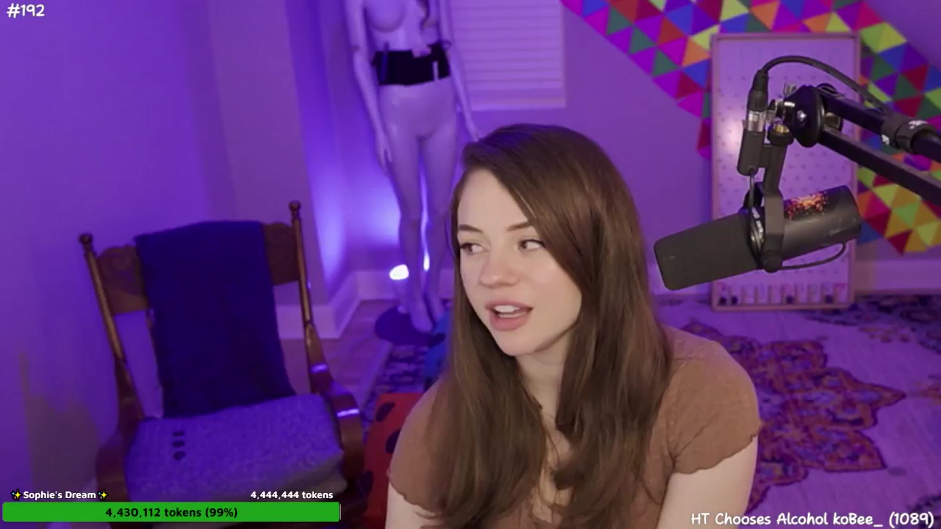 Gallery image thumbnail from FarmerSophie's myfreecams stream on, 05/04/2024, 08:41 image 12 of 20