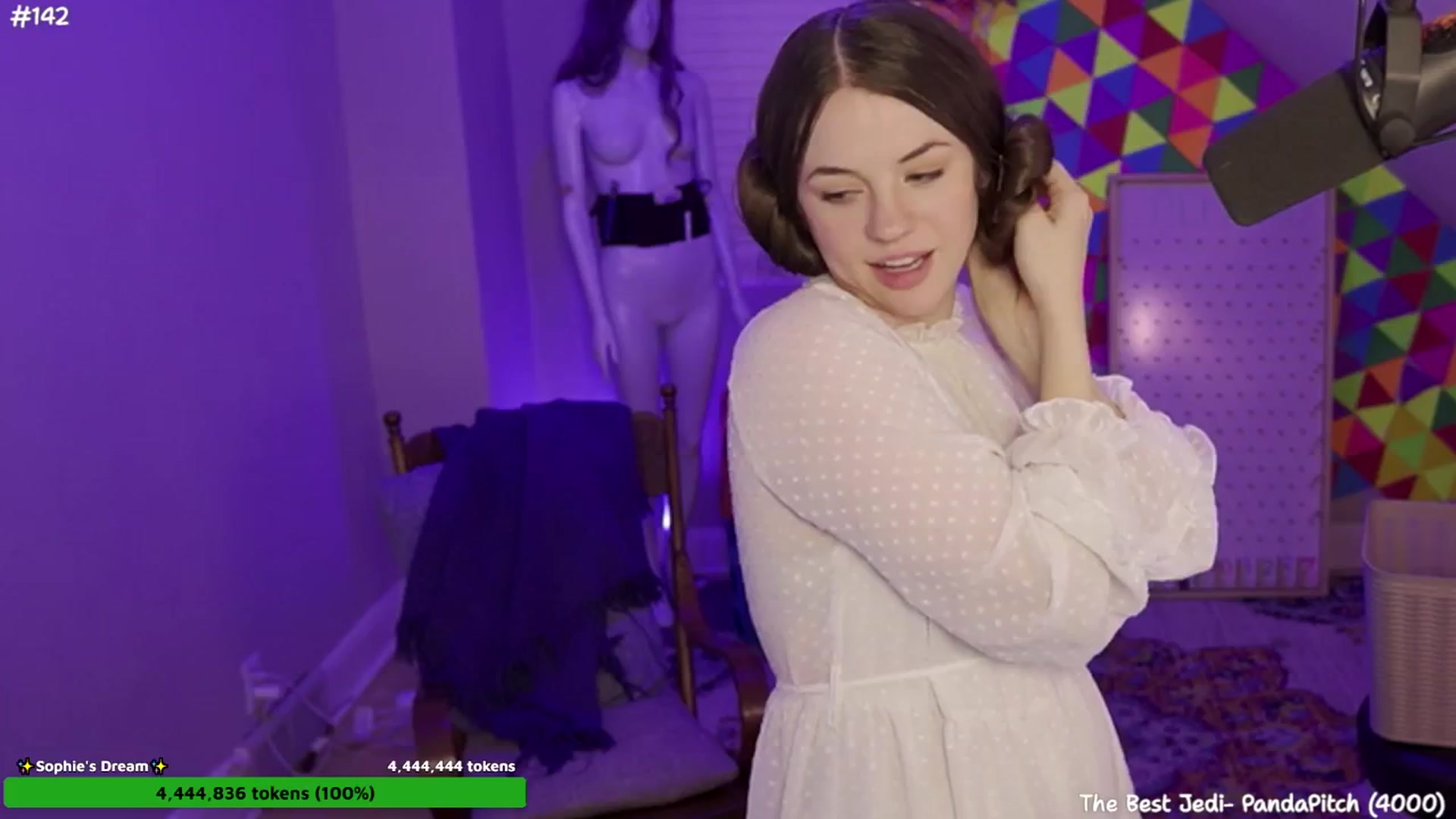 Gallery image thumbnail from FarmerSophie's myfreecams stream on, 05/05/2024, 08:42 image 18 of 20