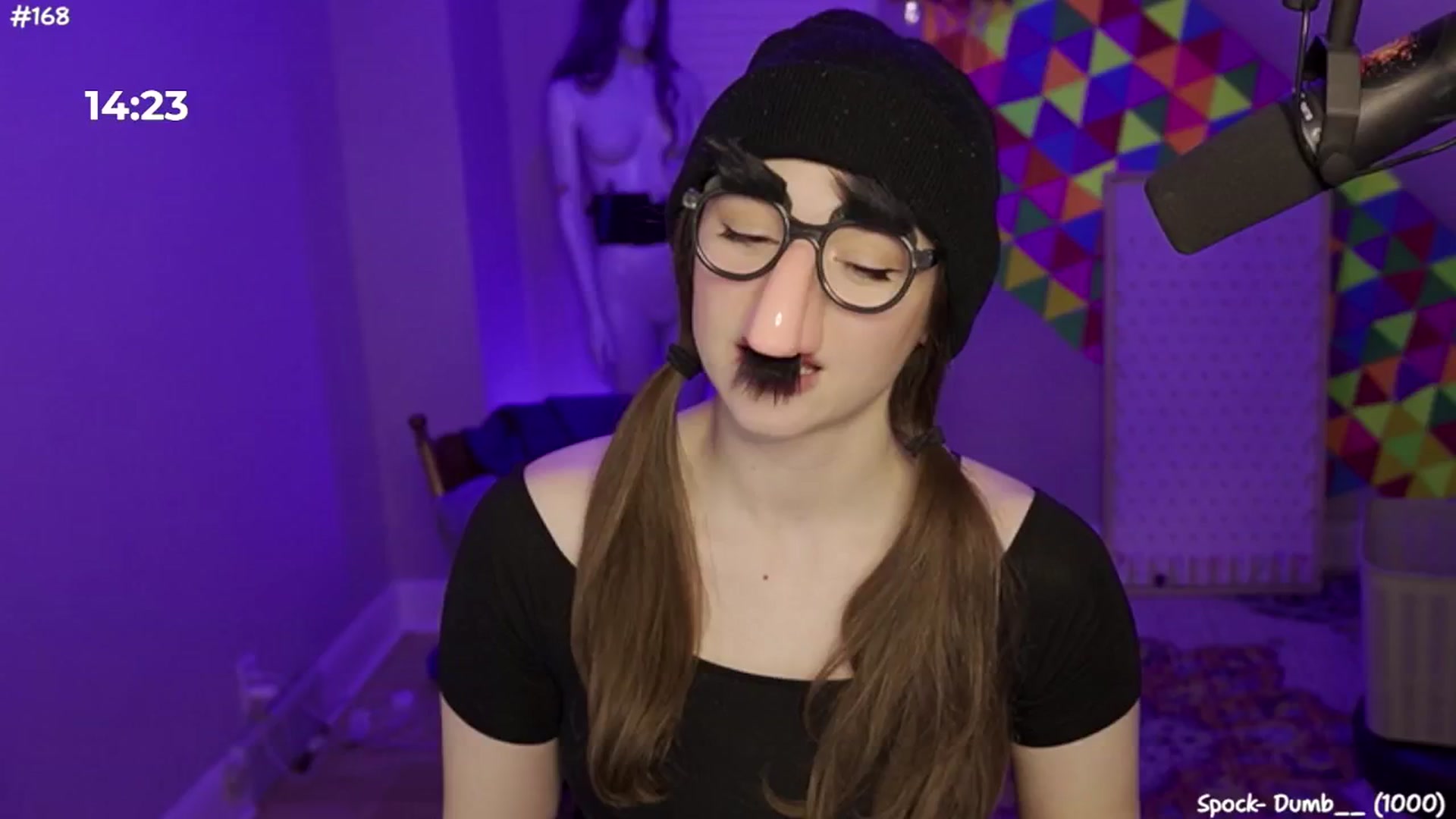 Gallery image thumbnail from FarmerSophie's myfreecams stream on, 05/07/2024, 04:27 image 11 of 20