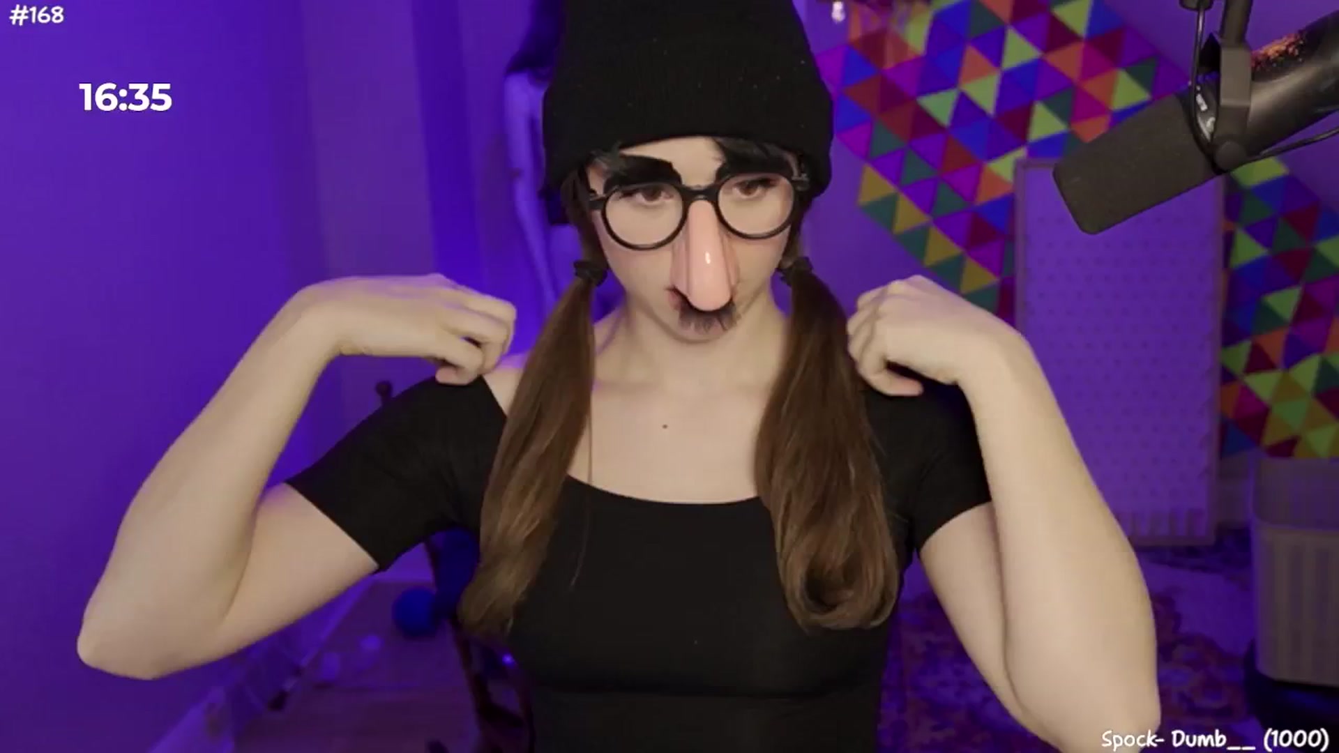 Gallery image thumbnail from FarmerSophie's myfreecams stream on, 05/07/2024, 04:27 image 10 of 20