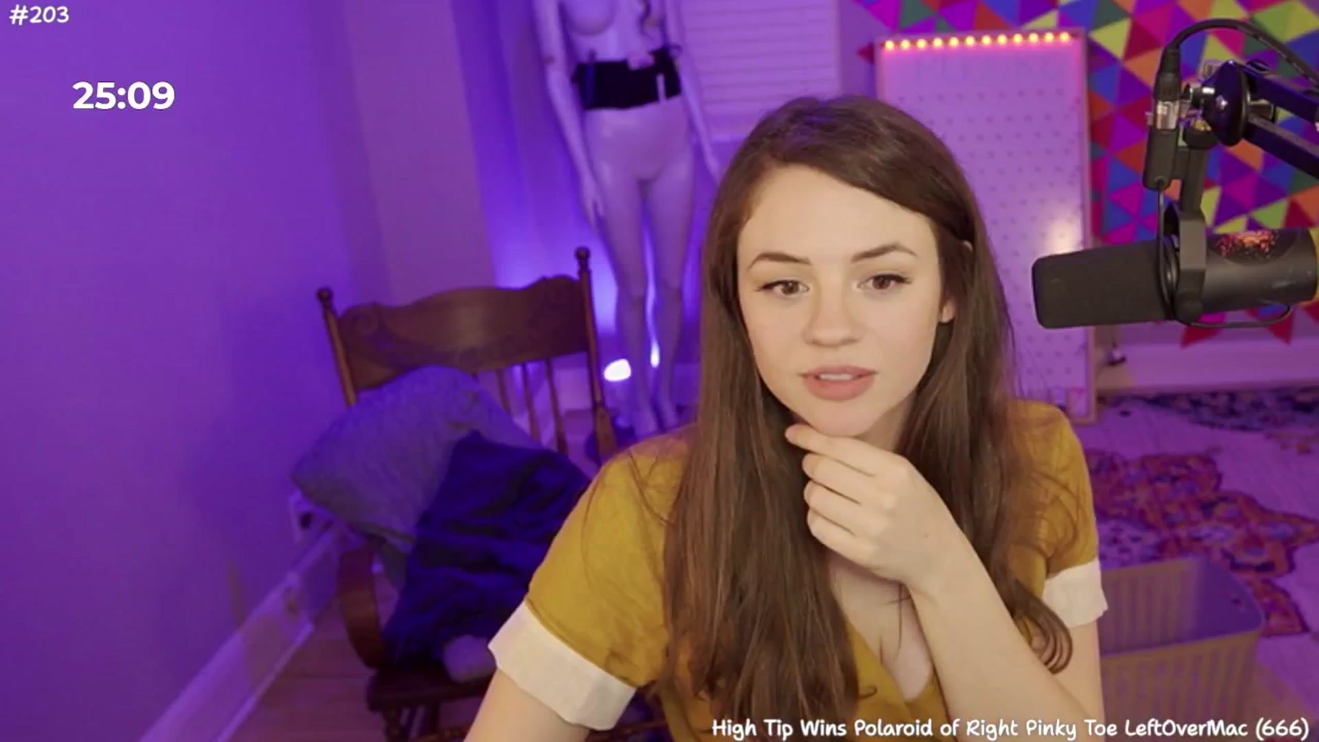 Gallery image thumbnail from FarmerSophie's myfreecams stream on, 05/10/2024, 08:17 image 18 of 20