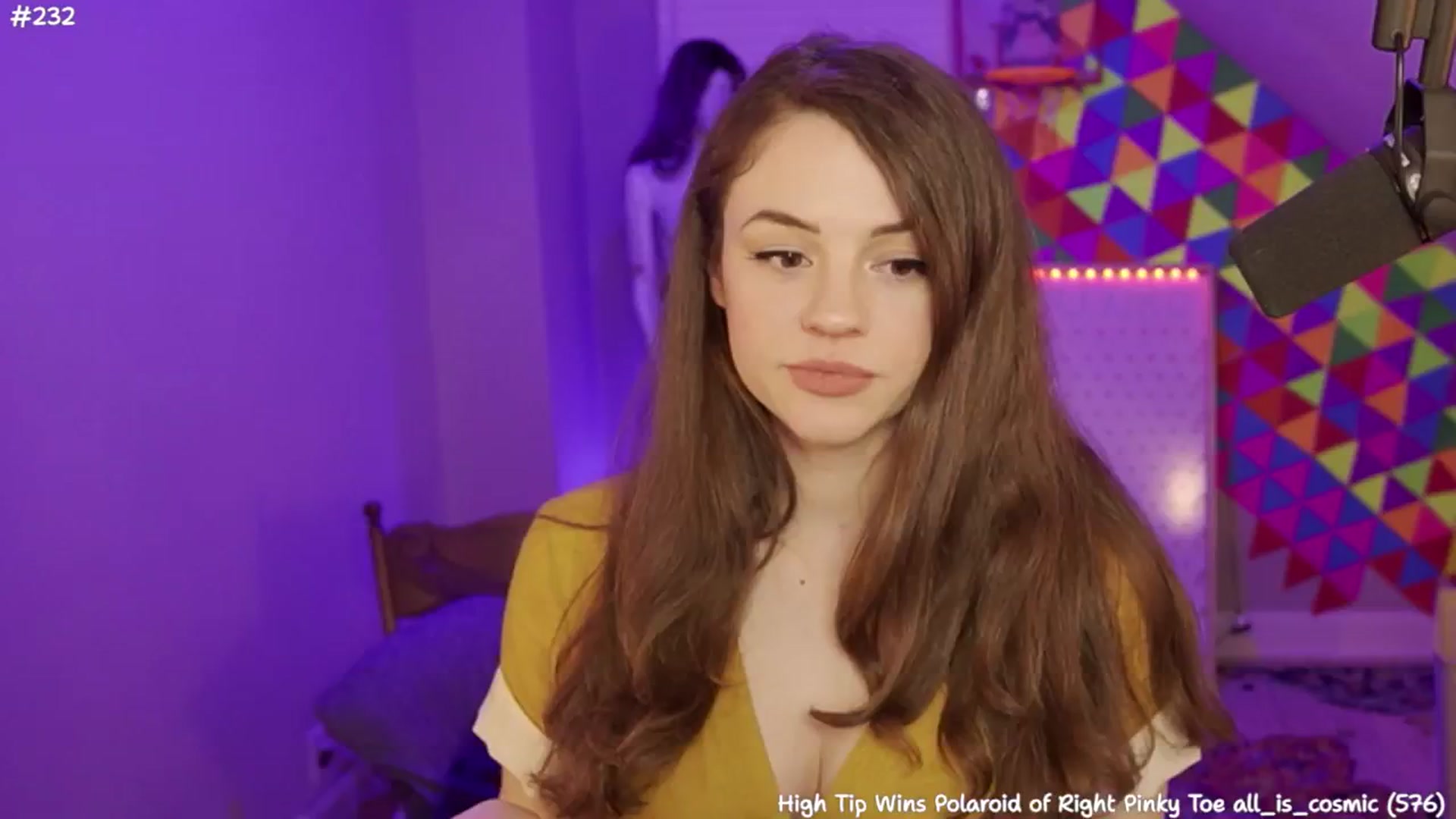 Gallery image thumbnail from FarmerSophie's myfreecams stream on, 05/10/2024, 08:17 image 8 of 20