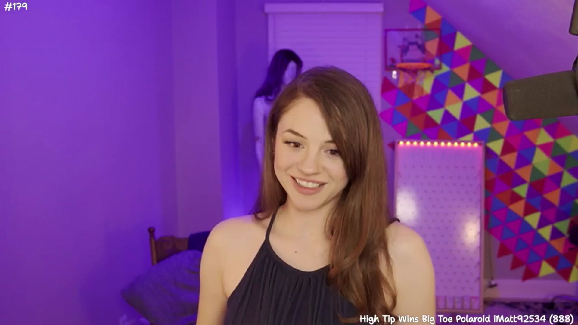 Gallery image thumbnail from FarmerSophie's myfreecams stream on, 05/11/2024, 06:10 image 20 of 20