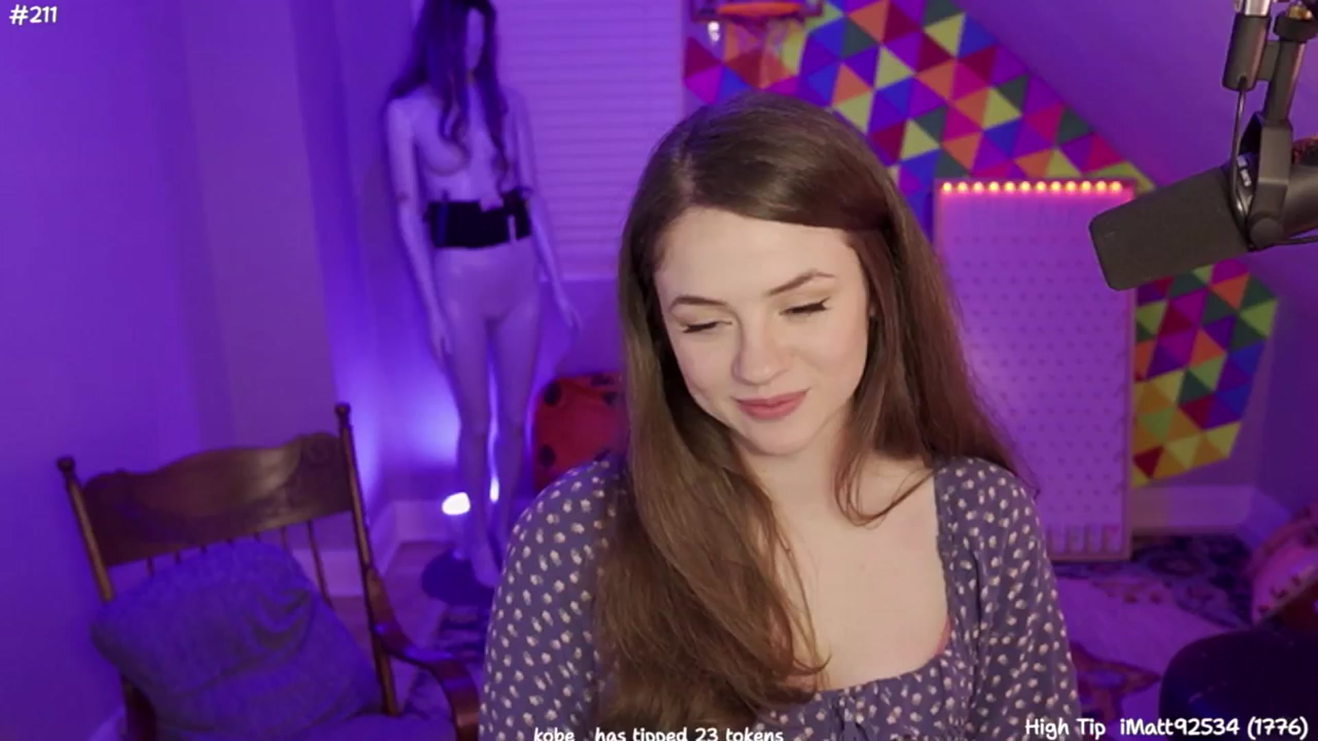 Gallery image thumbnail from FarmerSophie's myfreecams stream on, 05/17/2024, 08:08 image 17 of 20