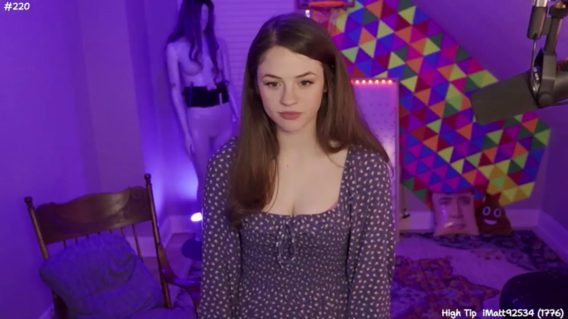 Gallery image thumbnail from FarmerSophie's myfreecams stream on, 05/17/2024, 08:08 image 10 of 20