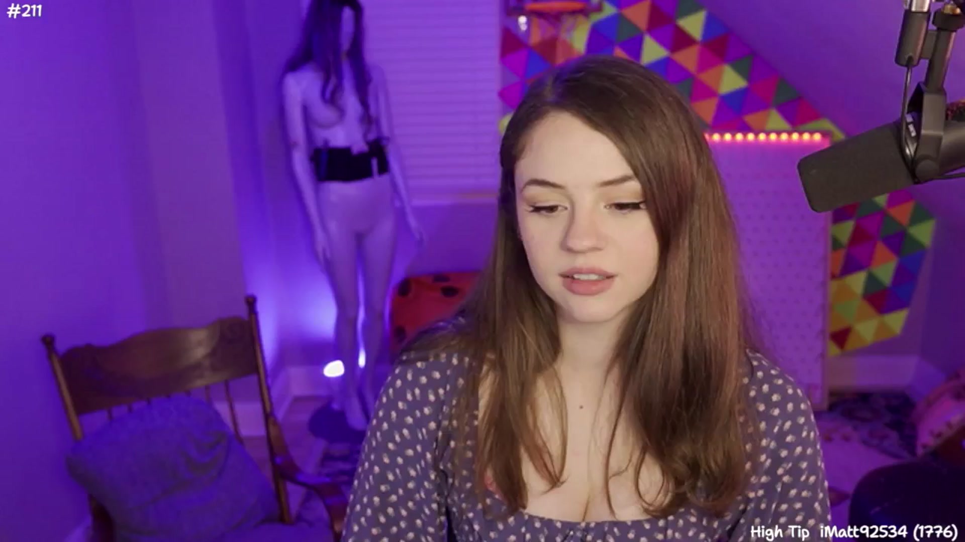 Gallery image thumbnail from FarmerSophie's myfreecams stream on, 05/17/2024, 08:08 image 16 of 20