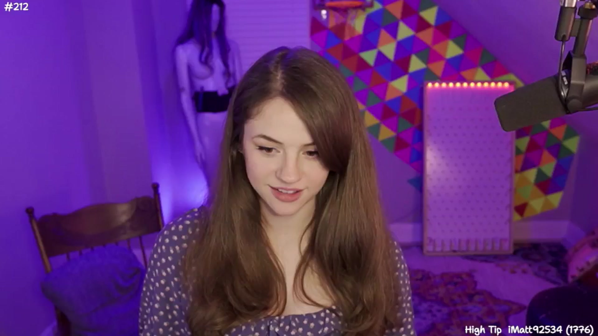 Gallery image thumbnail from FarmerSophie's myfreecams stream on, 05/17/2024, 08:08 image 18 of 20