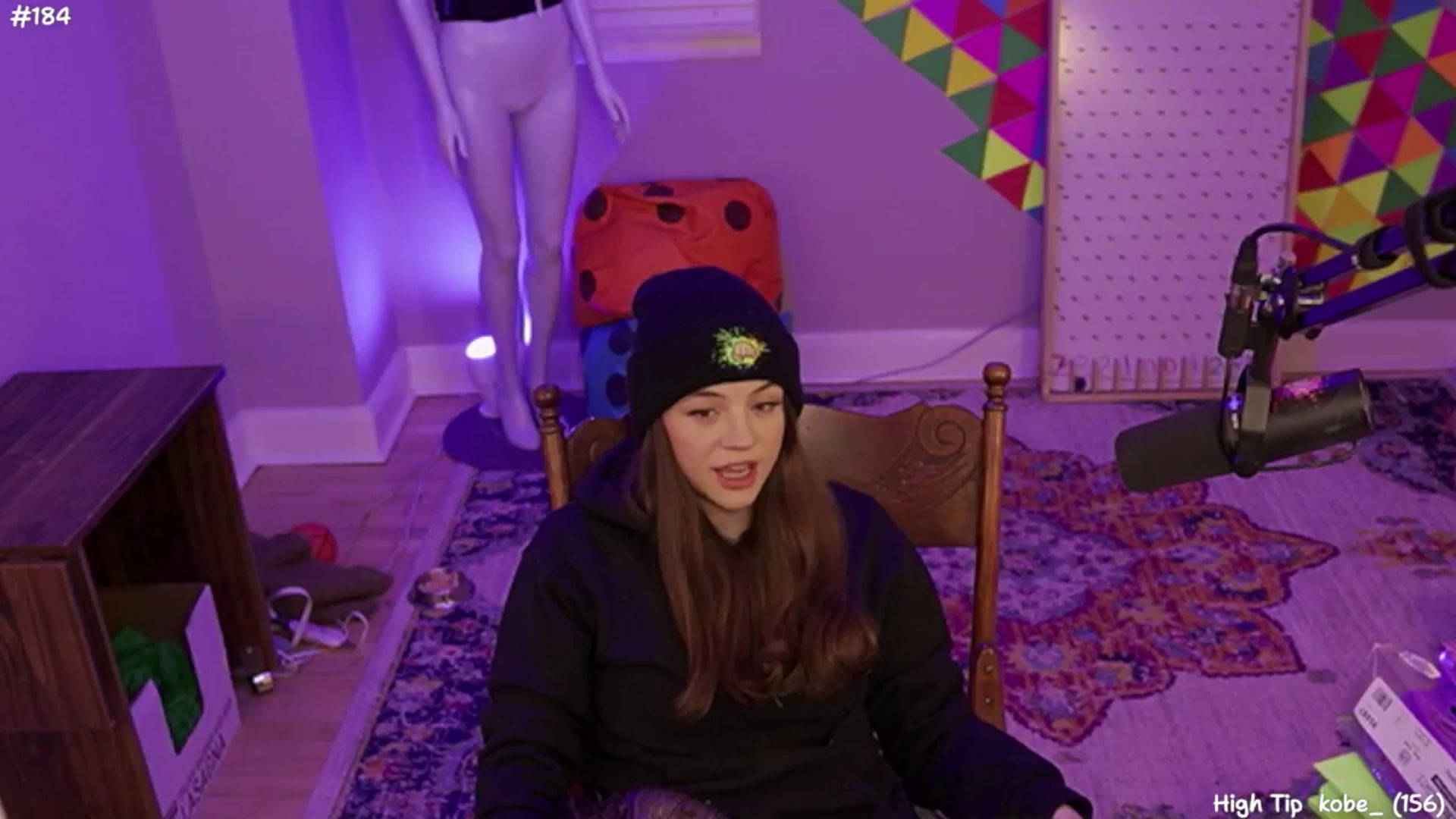 Gallery image thumbnail from FarmerSophie's myfreecams stream on, 05/21/2024, 03:34 image 13 of 20