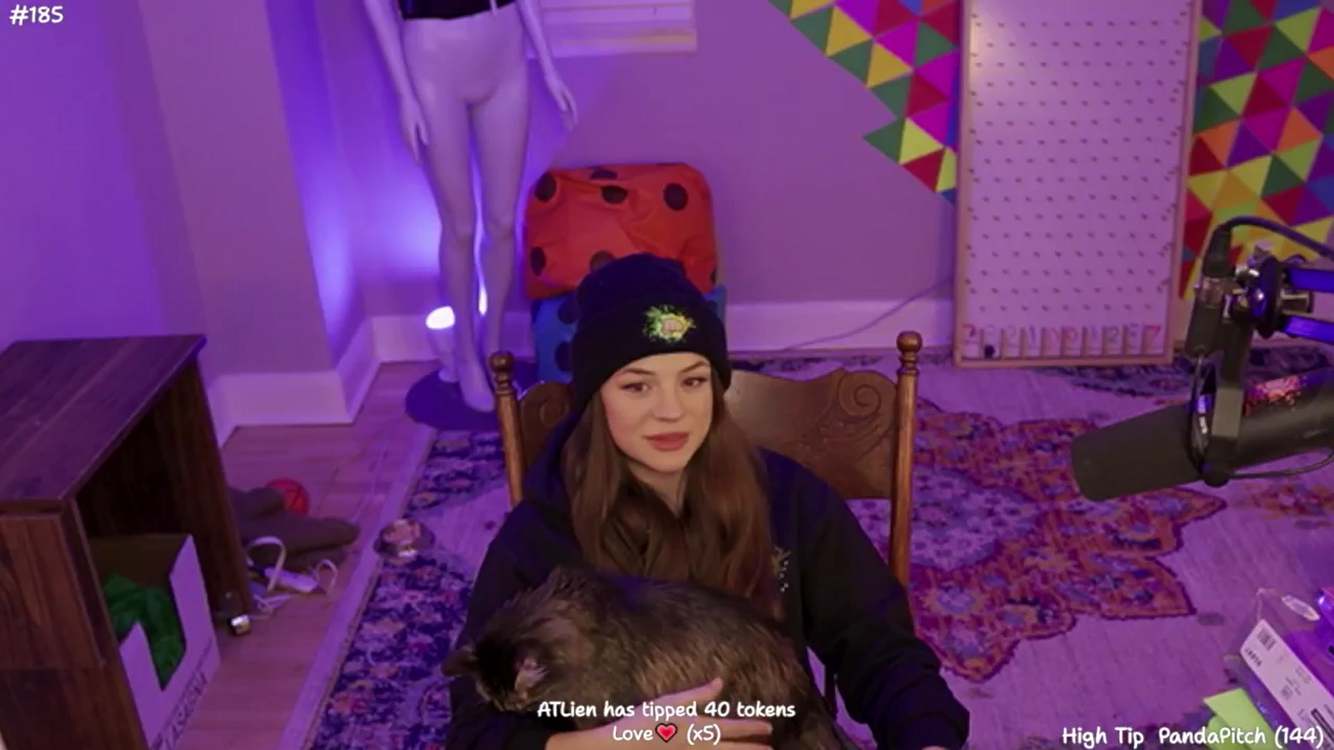 Gallery image thumbnail from FarmerSophie's myfreecams stream on, 05/21/2024, 03:34 image 6 of 20