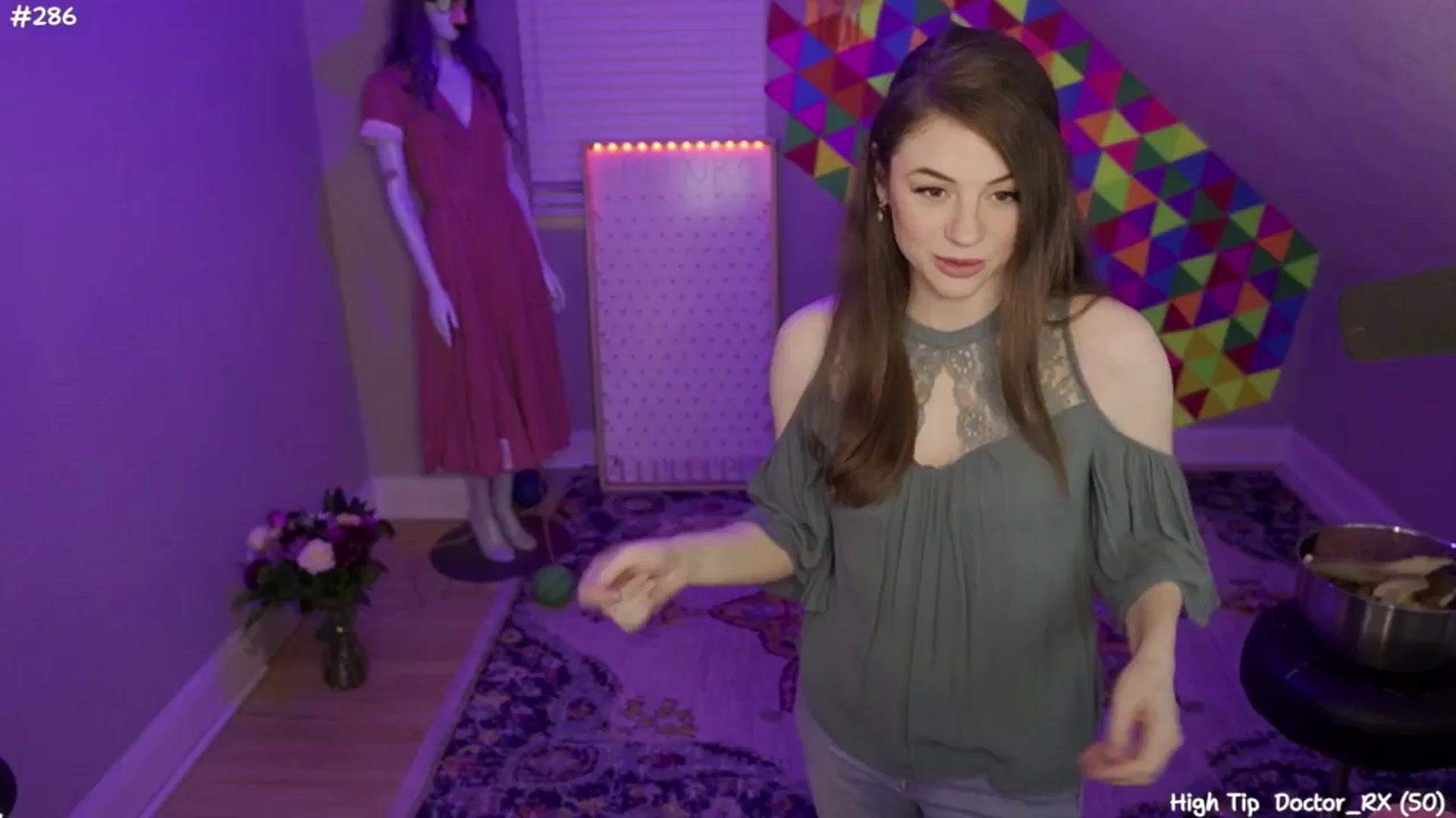 Gallery image thumbnail from FarmerSophie's myfreecams stream on, 05/30/2024, 09:21 image 2 of 20