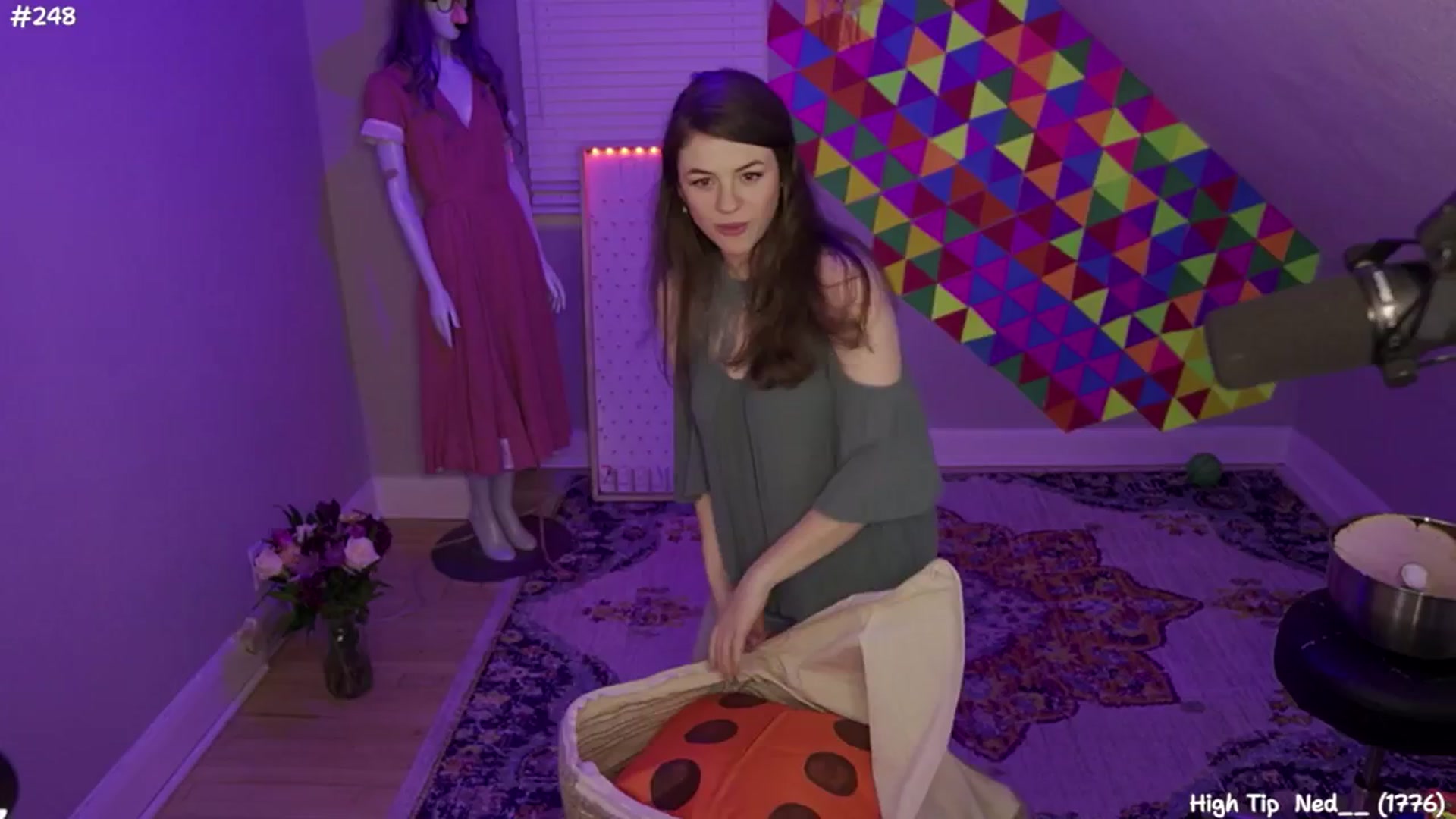 Gallery image thumbnail from FarmerSophie's myfreecams stream on, 05/30/2024, 09:21 image 18 of 20