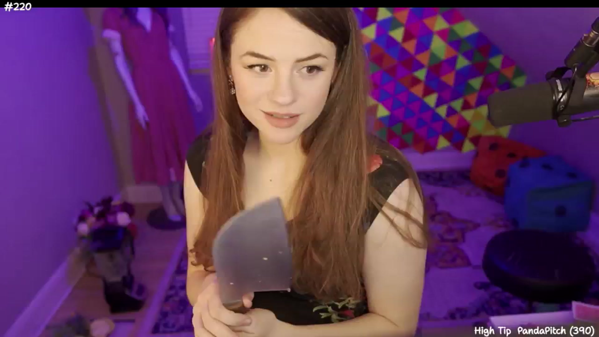 Gallery image thumbnail from FarmerSophie's myfreecams stream on, 06/01/2024, 07:05 image 9 of 20