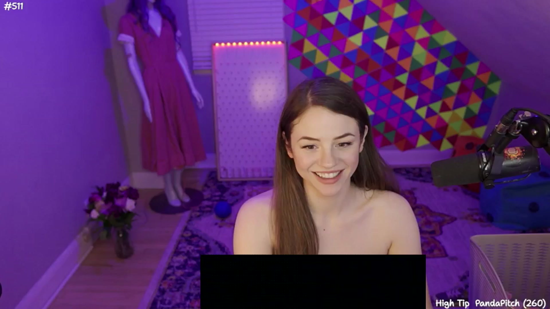 Gallery image thumbnail from FarmerSophie's myfreecams stream on, 06/02/2024, 06:20 image 2 of 20