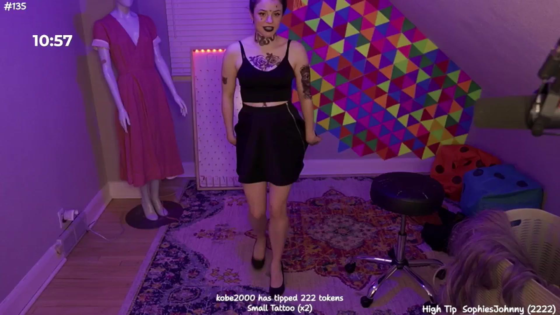 Gallery image thumbnail from FarmerSophie's myfreecams stream on, 06/09/2024, 07:37 image 10 of 20