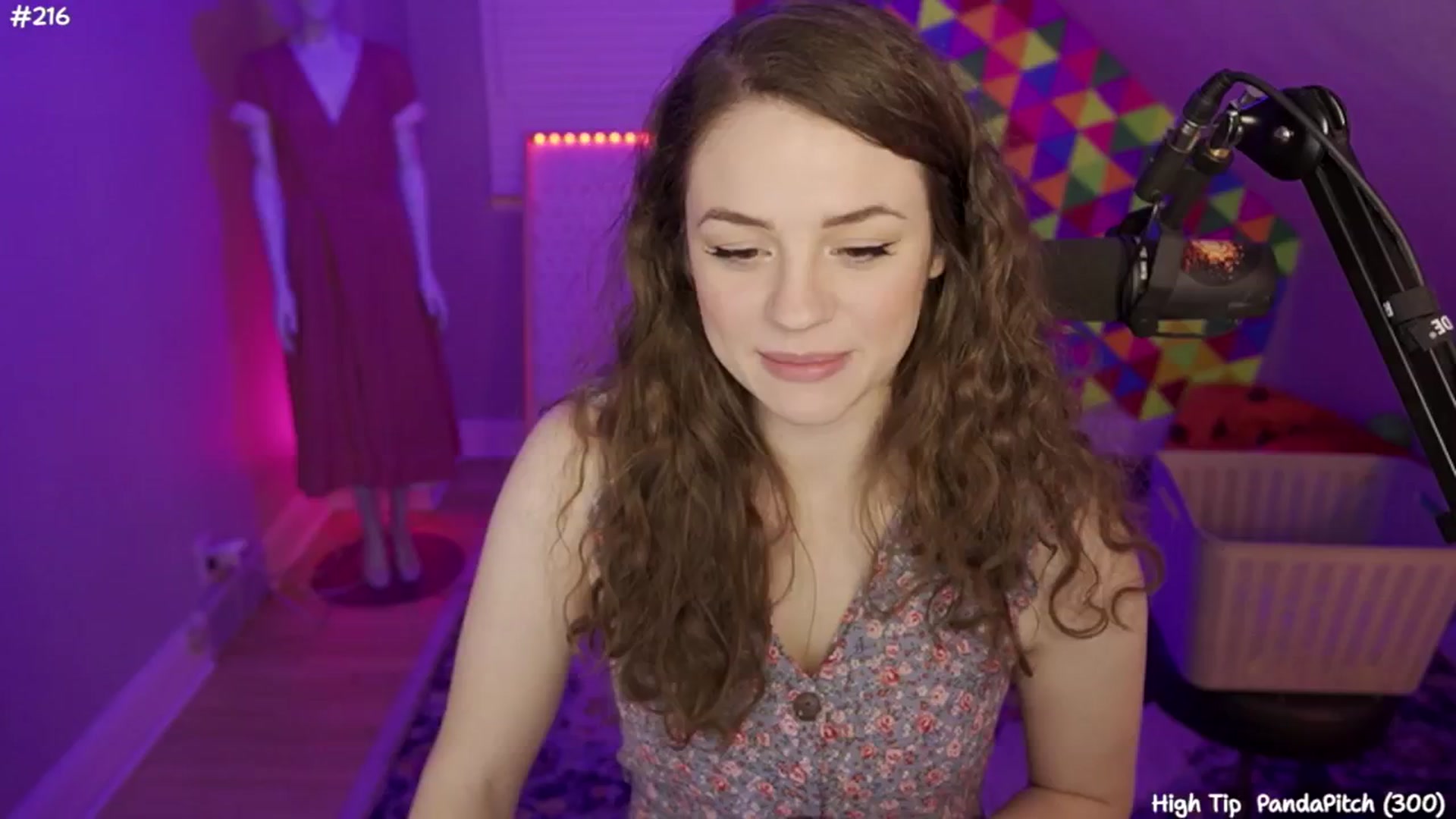 Gallery image thumbnail from FarmerSophie's myfreecams stream on, 06/14/2024, 08:31 image 8 of 20