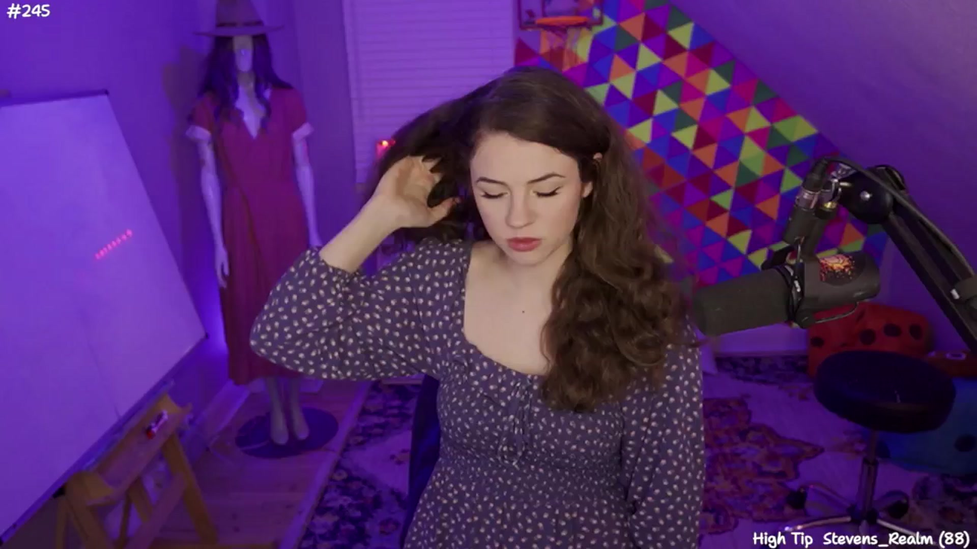 Gallery image thumbnail from FarmerSophie's myfreecams stream on, 06/25/2024, 04:33 image 8 of 20