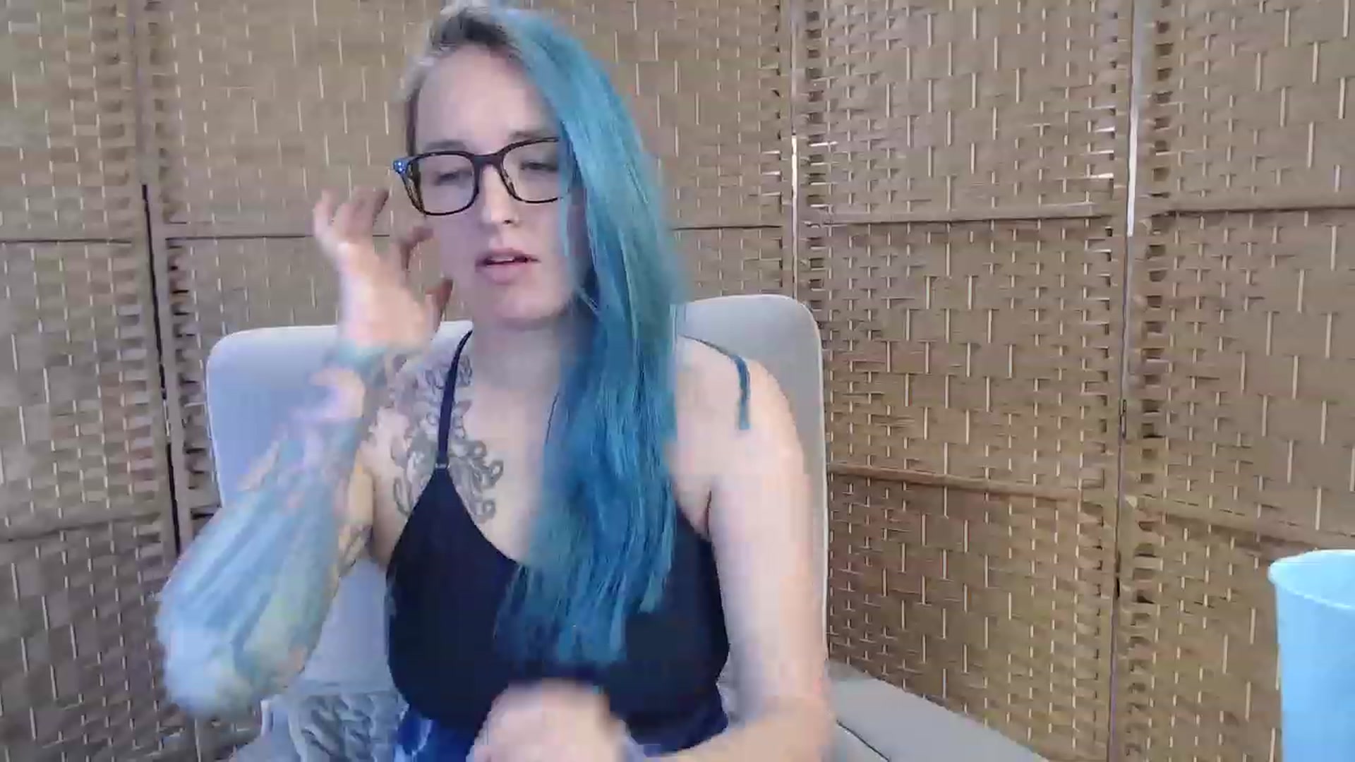 Gallery image thumbnail from FarrahFoxy's myfreecams stream on, 03/07/2023, 15:50 image 3 of 20