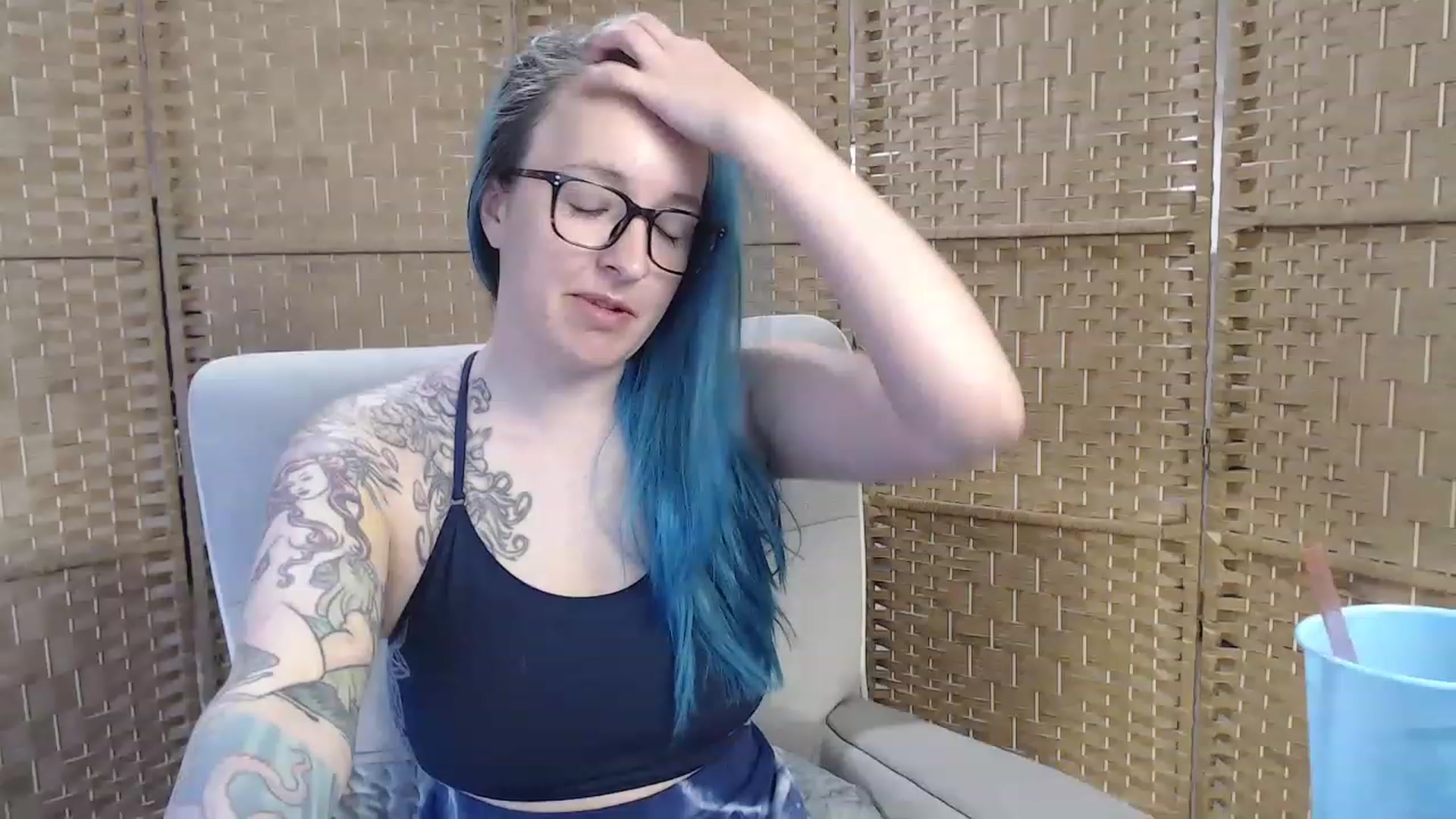 Gallery image thumbnail from FarrahFoxy's myfreecams stream on, 03/07/2023, 15:50 image 1 of 20