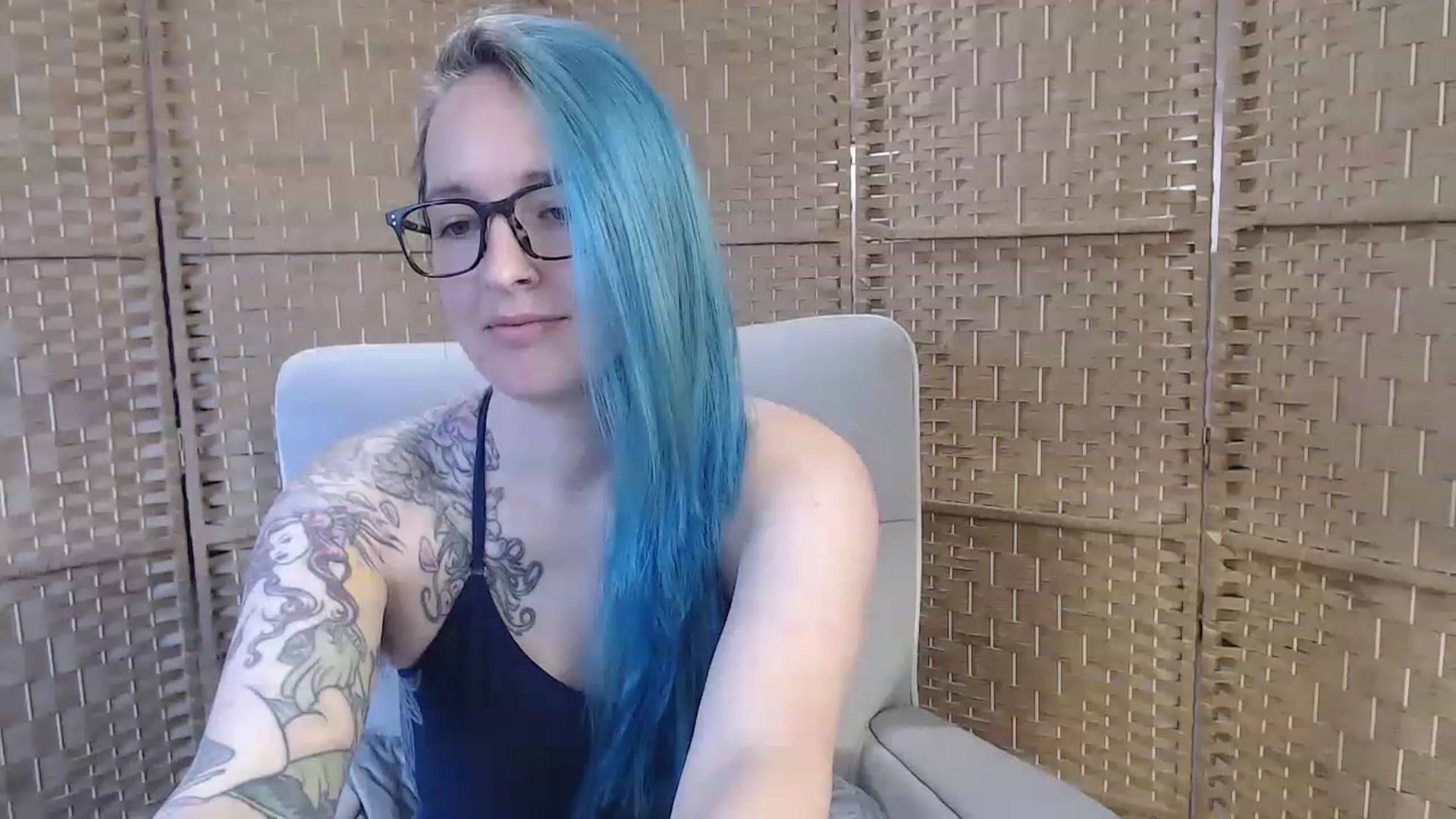 Gallery image thumbnail from FarrahFoxy's myfreecams stream on, 03/07/2023, 15:50 image 17 of 20