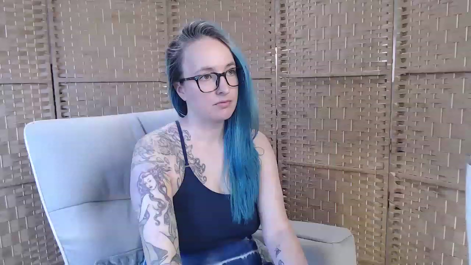Gallery image thumbnail from FarrahFoxy's myfreecams stream on, 03/07/2023, 17:08 image 2 of 20
