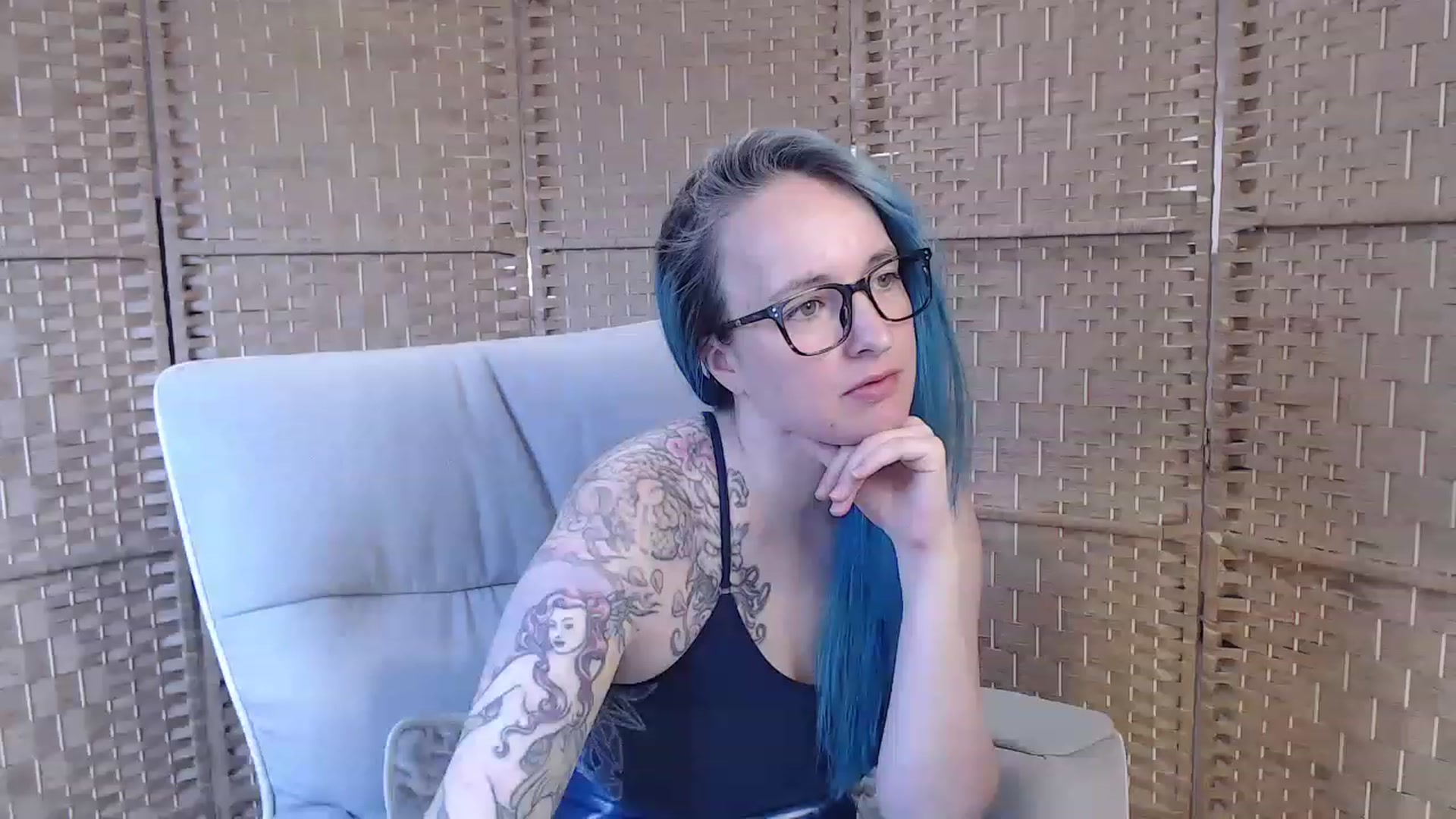 Gallery image thumbnail from FarrahFoxy's myfreecams stream on, 03/07/2023, 17:08 image 15 of 20