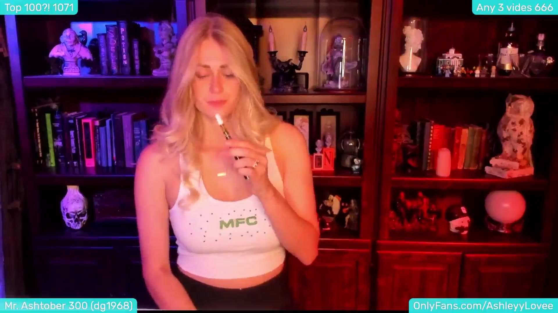 Gallery image thumbnail from FartyGirl6's myfreecams stream on, 11/13/2024, 03:39 image 20 of 20