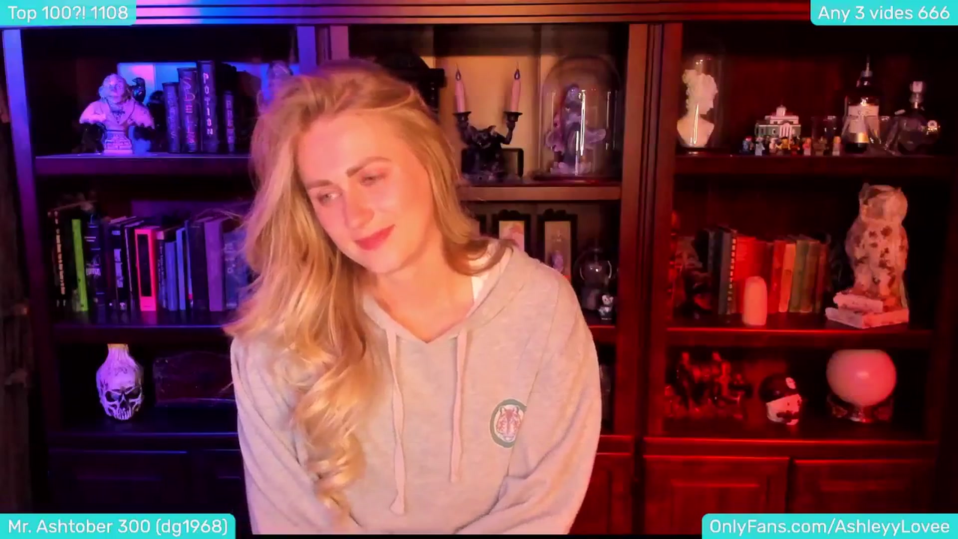 Gallery image thumbnail from FartyGirl6's myfreecams stream on, 11/13/2024, 03:39 image 7 of 20