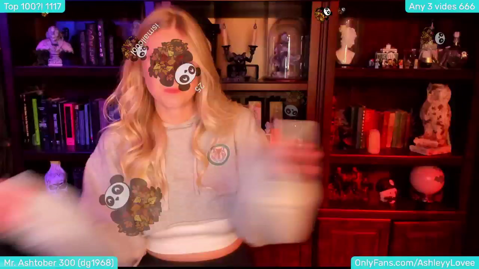 Gallery image thumbnail from FartyGirl6's myfreecams stream on, 11/13/2024, 03:39 image 2 of 20