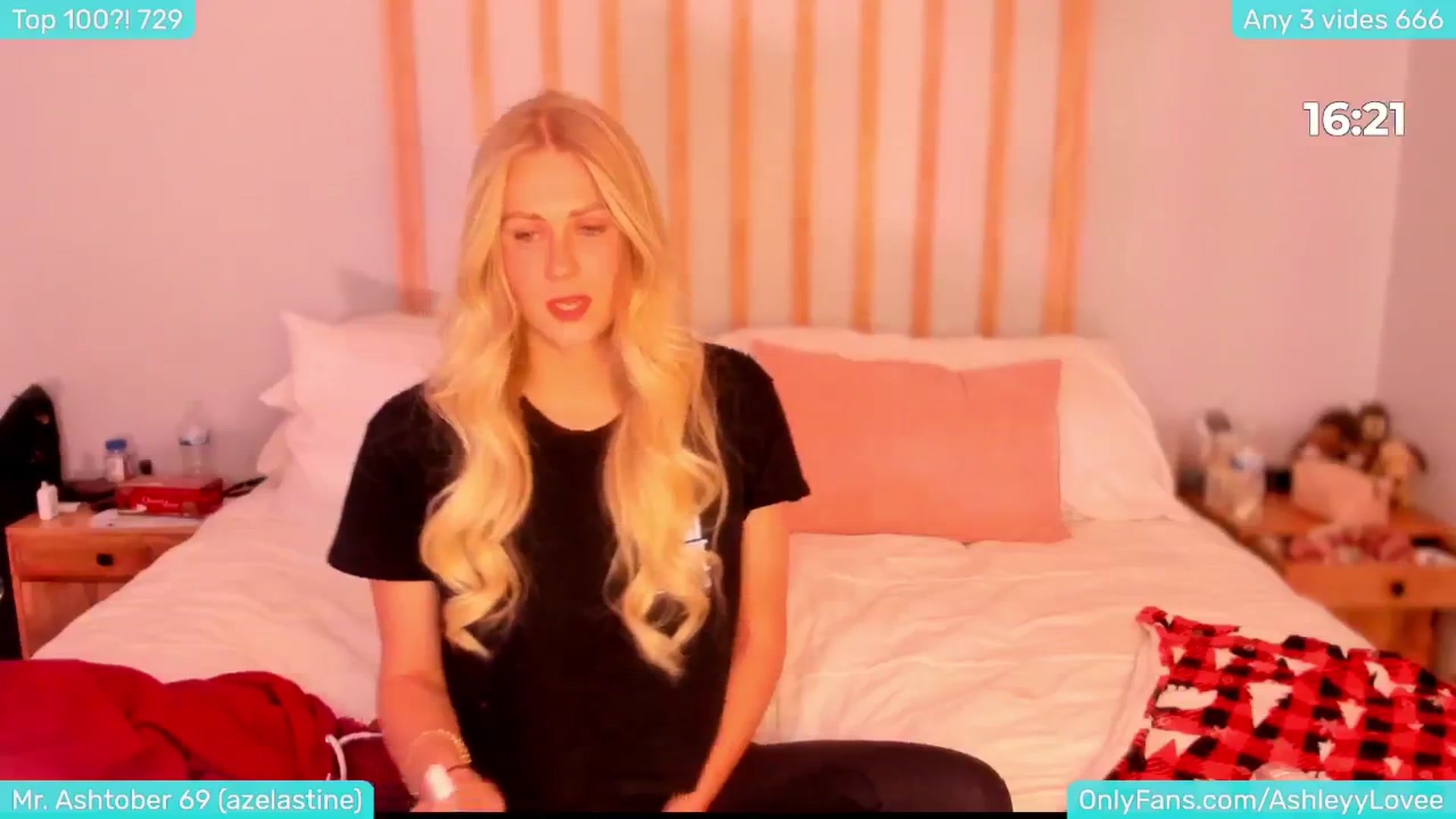 Gallery image thumbnail from FartyGirl6's myfreecams stream on, 11/15/2024, 04:53 image 14 of 20