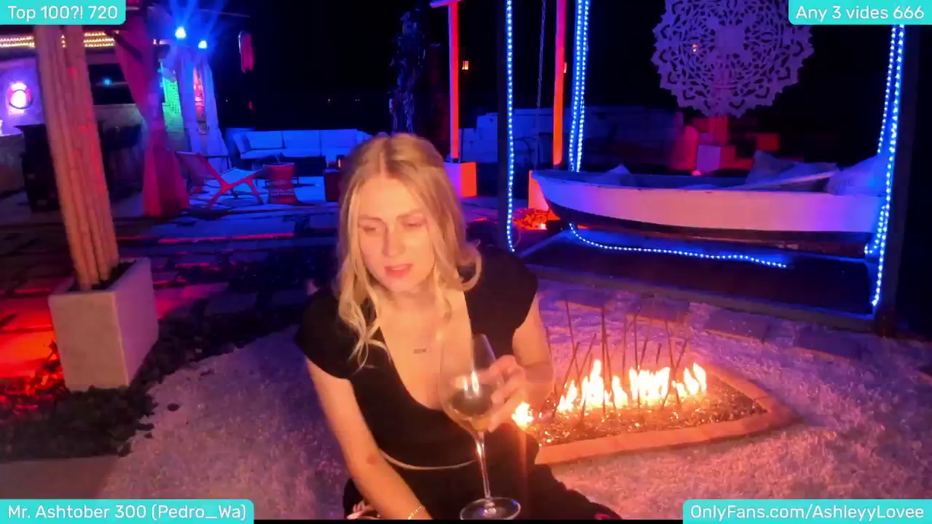 Gallery image thumbnail from FartyGirl6's myfreecams stream on, 11/17/2024, 02:30 image 18 of 20