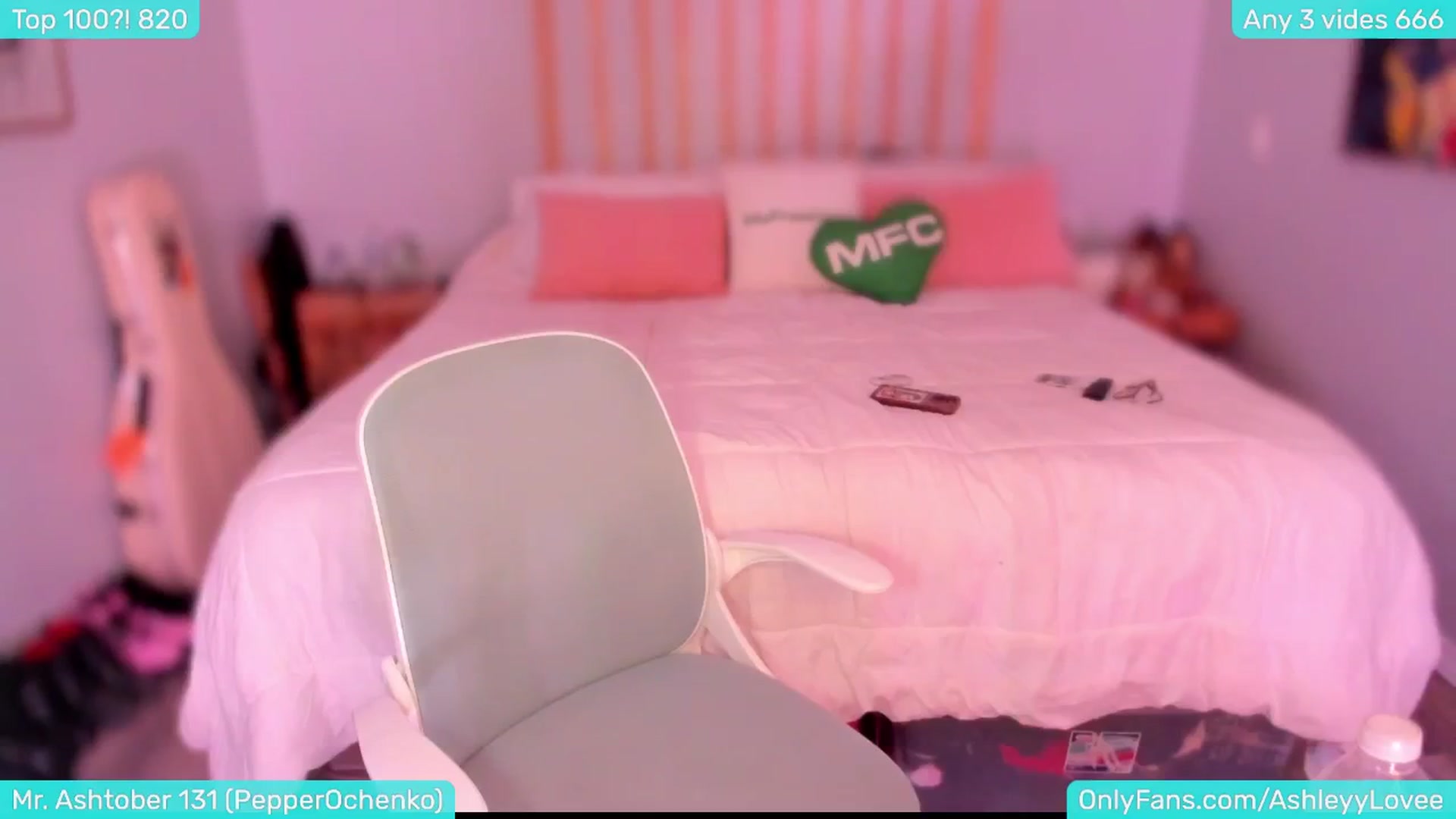 Gallery image thumbnail from FartyGirl6's myfreecams stream on, 11/25/2024, 05:15 image 11 of 20