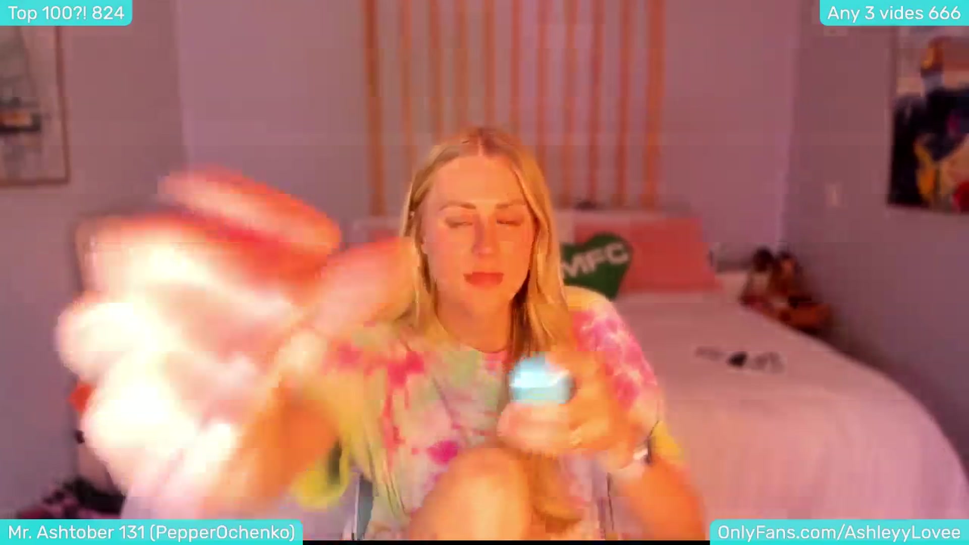 Gallery image thumbnail from FartyGirl6's myfreecams stream on, 11/25/2024, 05:15 image 4 of 20
