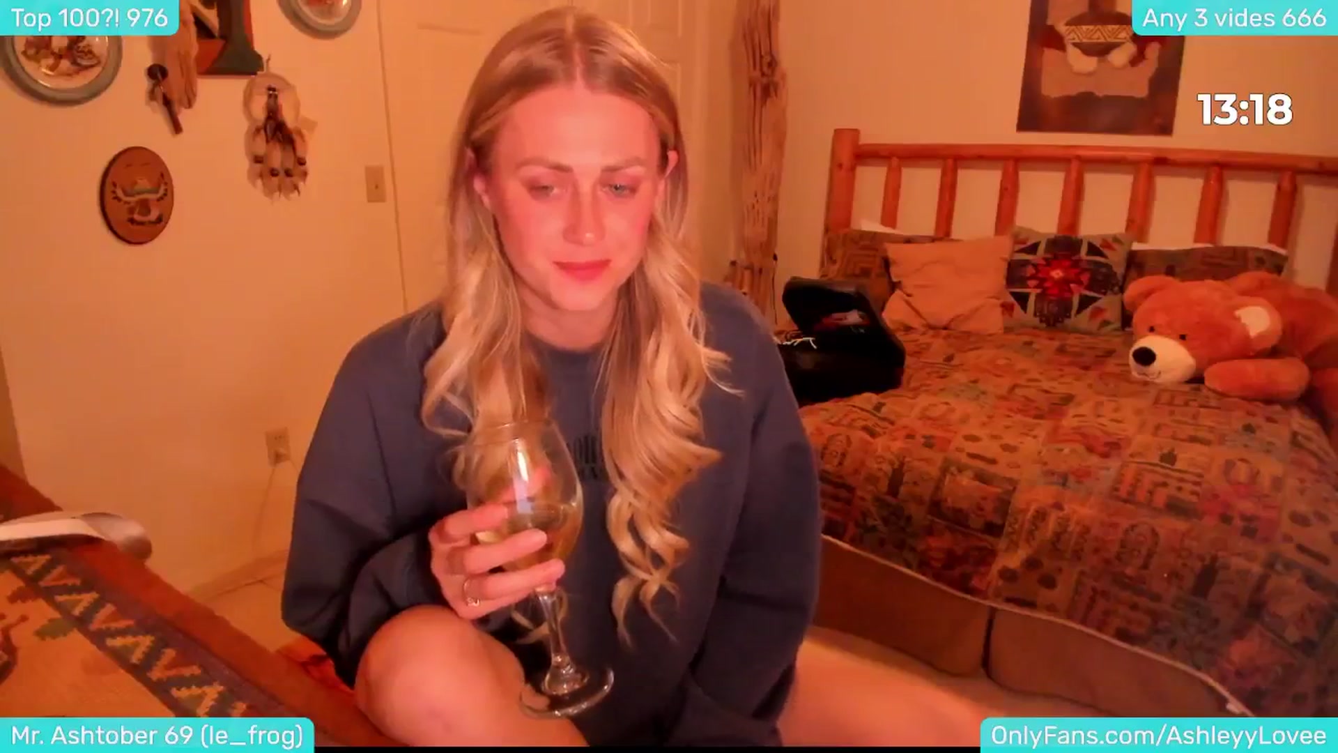Gallery image thumbnail from FartyGirl6's myfreecams stream on, 12/01/2024, 01:31 image 17 of 20