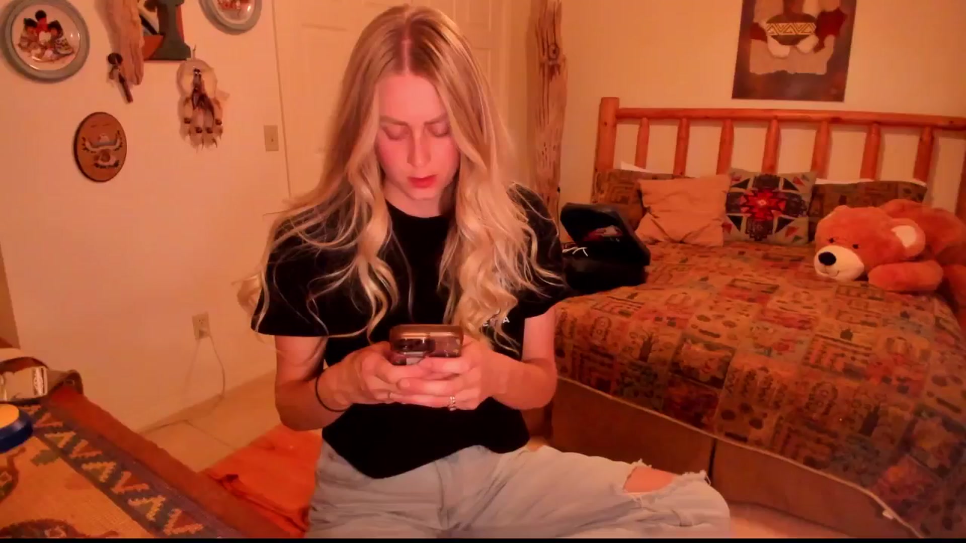 Gallery image thumbnail from FartyGirl6's myfreecams stream on, 12/01/2024, 01:31 image 1 of 20