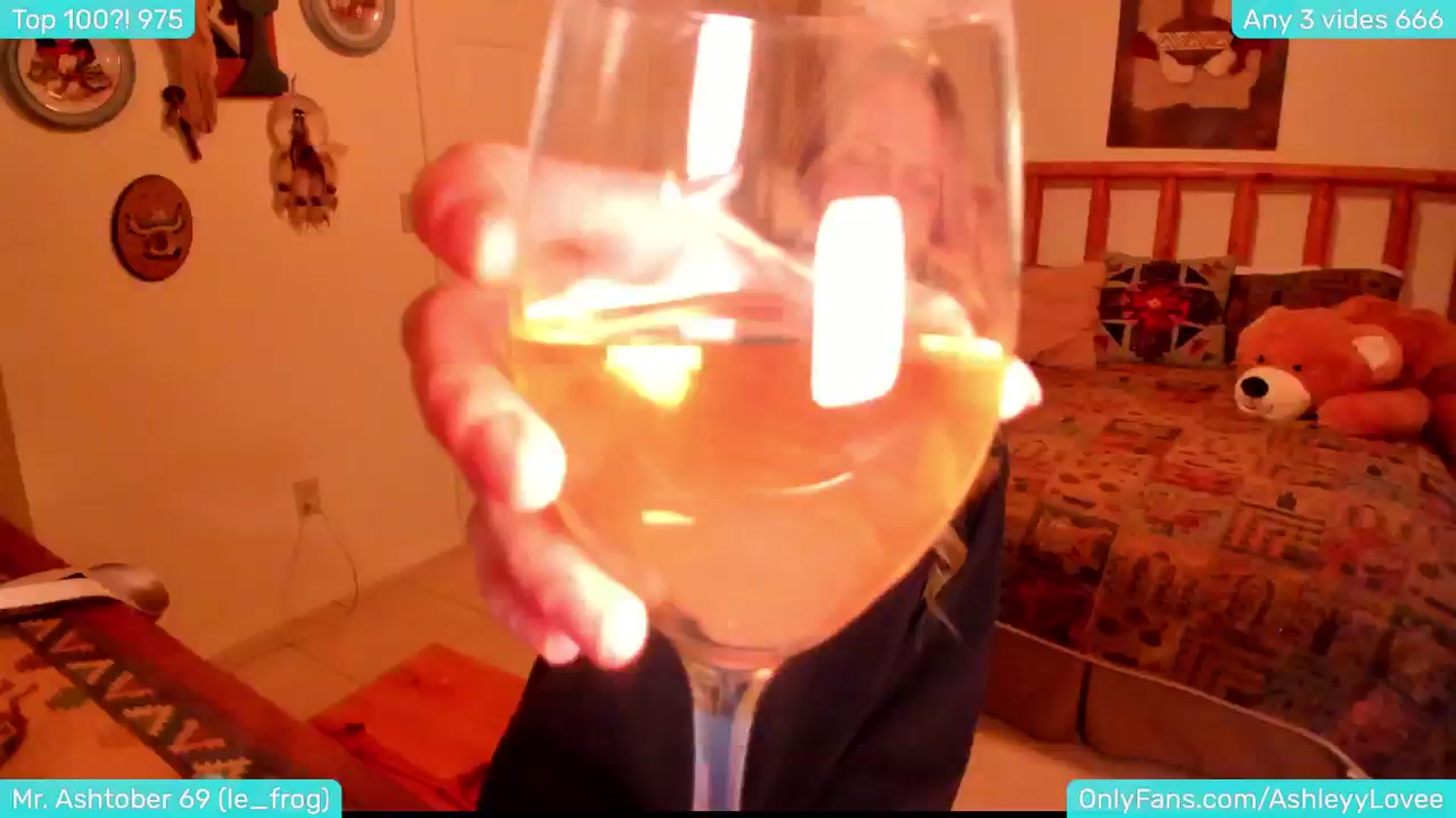 Gallery image thumbnail from FartyGirl6's myfreecams stream on, 12/01/2024, 01:31 image 11 of 20
