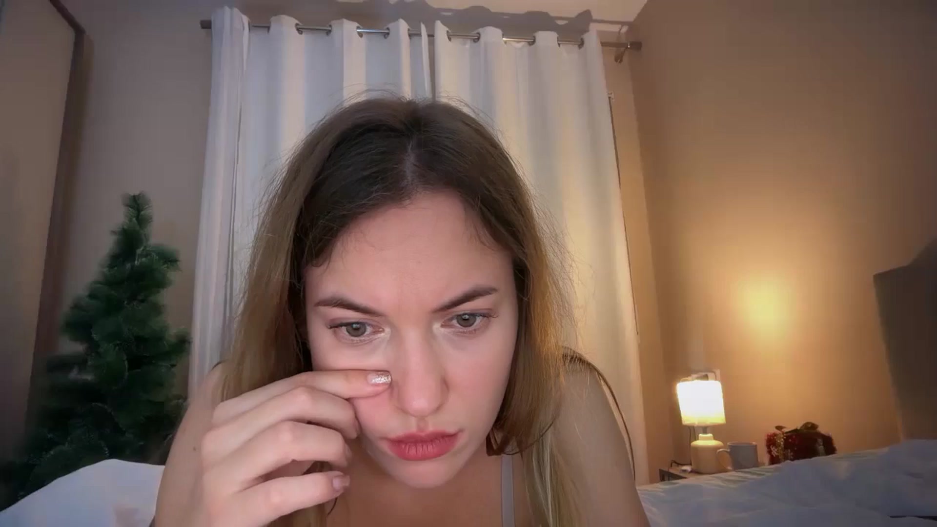 Gallery image thumbnail from Fat_Turkey's myfreecams stream on, 11/30/2025, 03:00 image 1 of 20