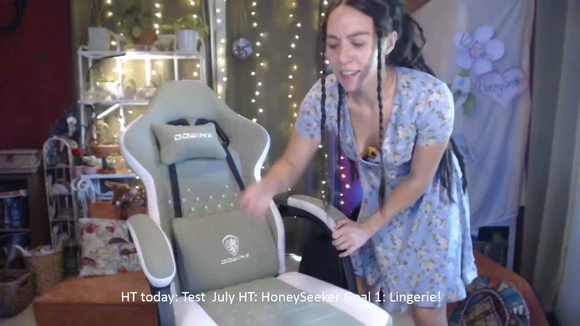 Gallery image thumbnail from FawneFaeisme's myfreecams stream on, 07/14/2025, 16:18 image 14 of 20