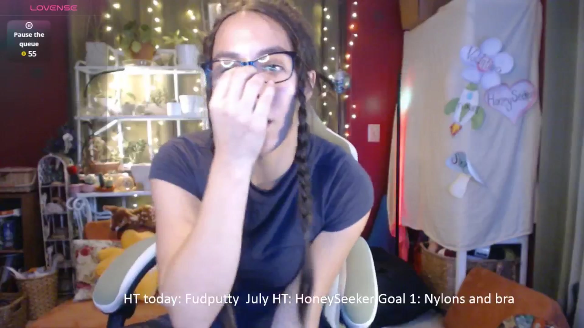 Gallery image thumbnail from FawneFaeisme's myfreecams stream on, 07/16/2025, 16:36 image 15 of 20